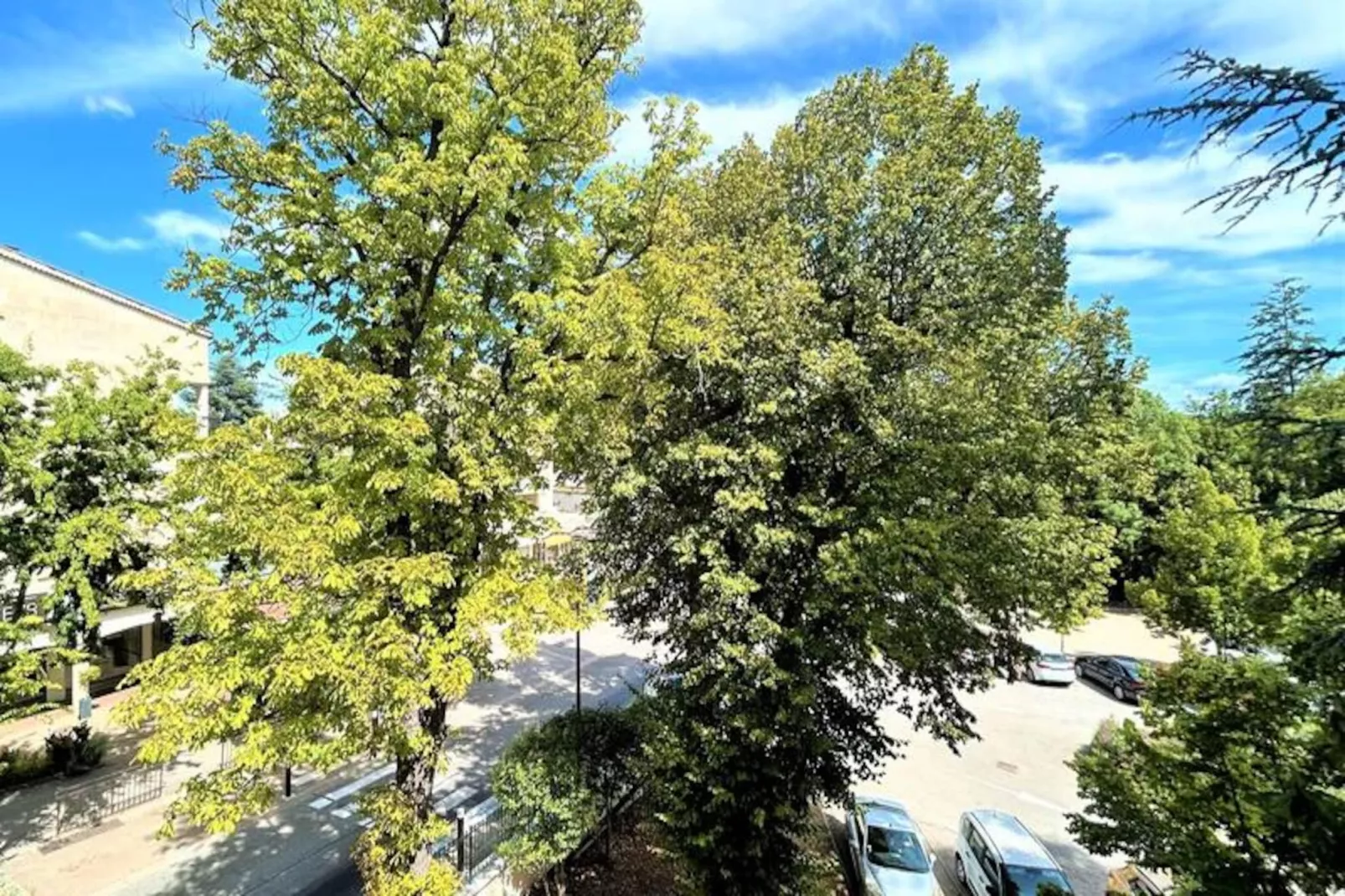 Résidence Flore-Niet-getagd