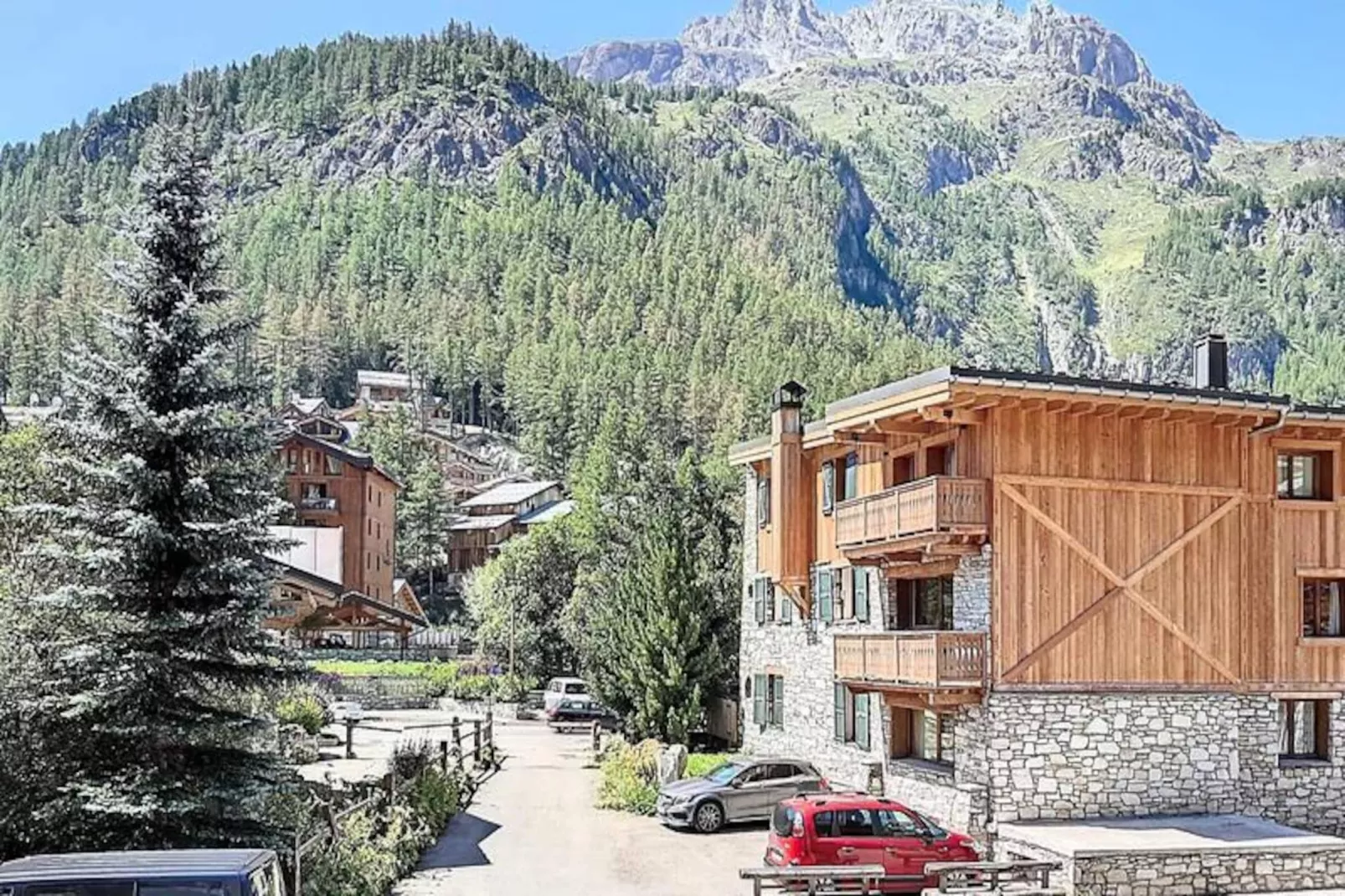 Résidence Iris-Niet-getagd