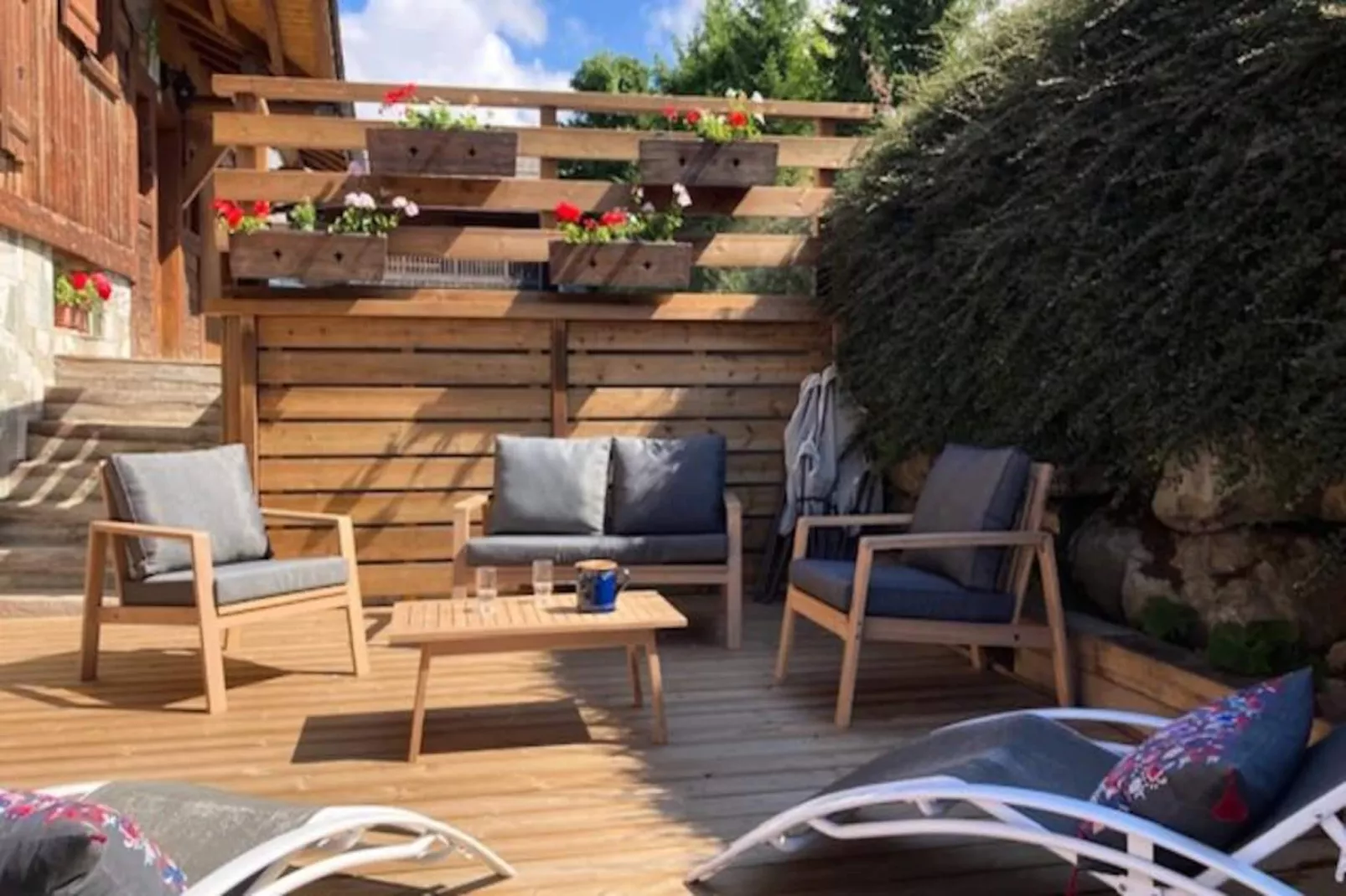 Résidence Camy-Niet-getagd