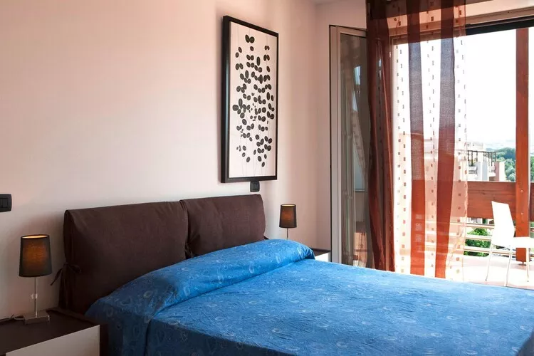 Holiday residence Santa Costanza San Vincenzo-Bilo 4 comfort-Slaapkamer