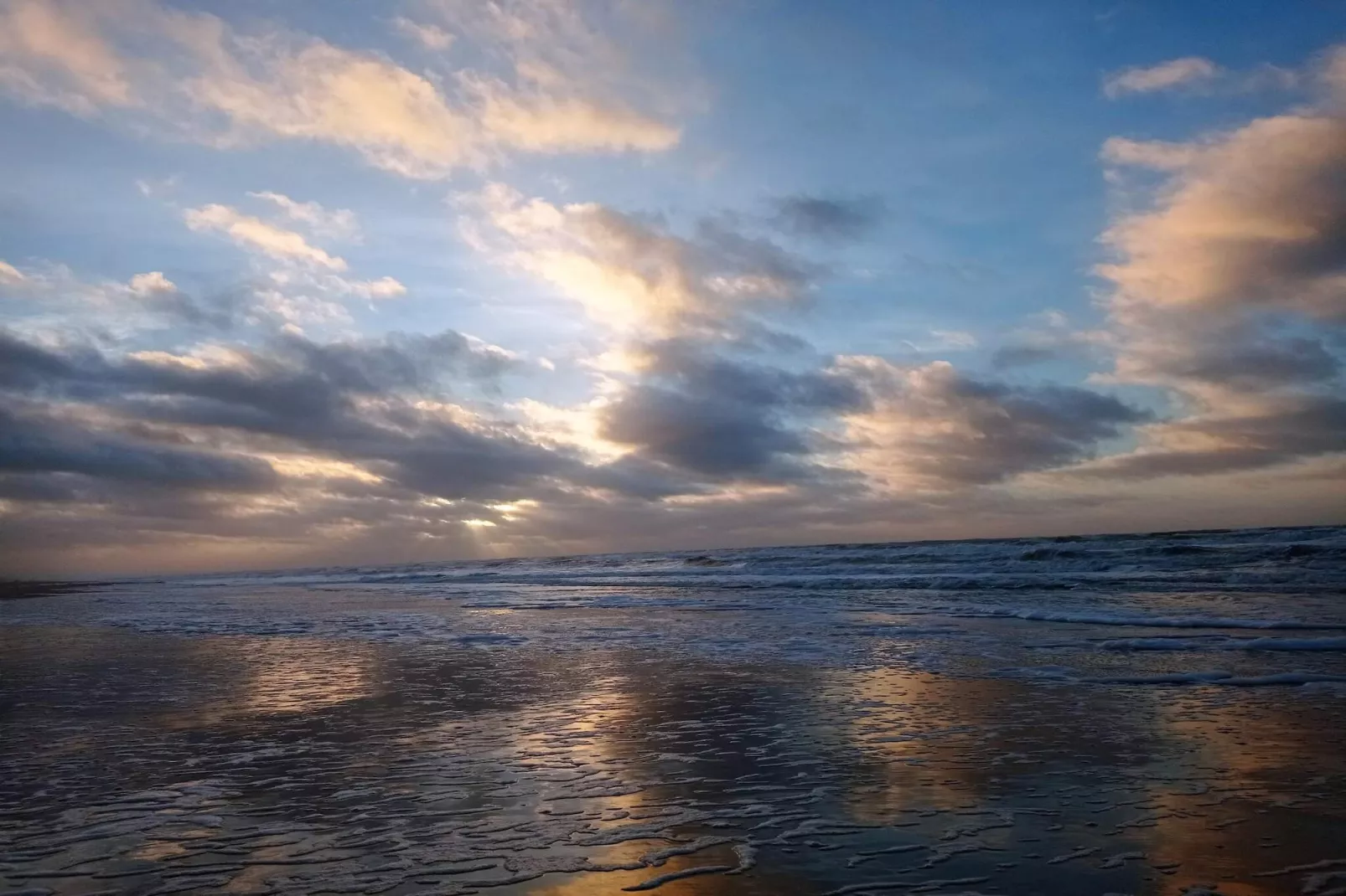 Licht strandhuis toevluchtsoord -- By Traum Ferienwohnungen-Waterzicht