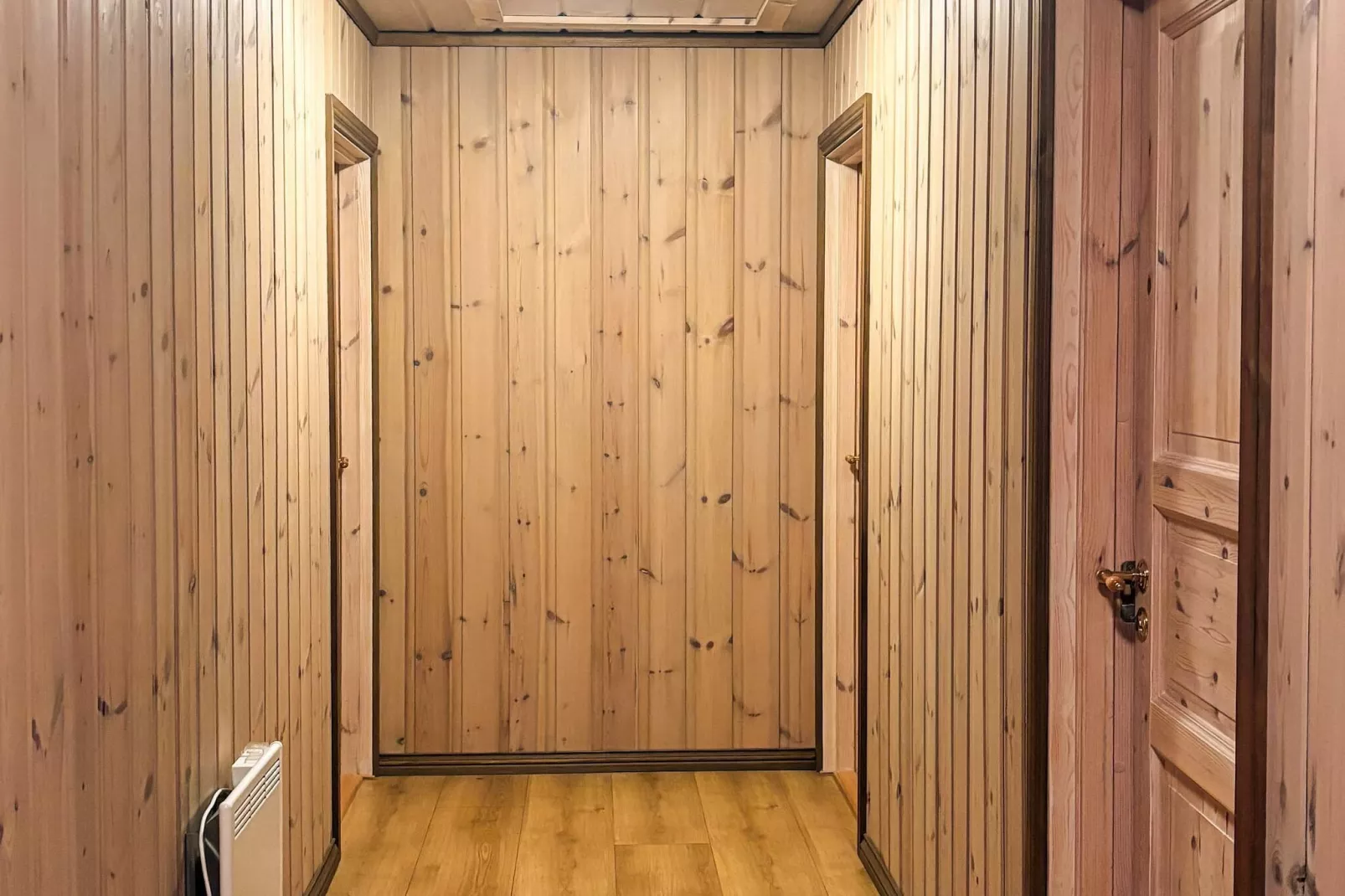 76409 TROLLHYTTA-Binnen