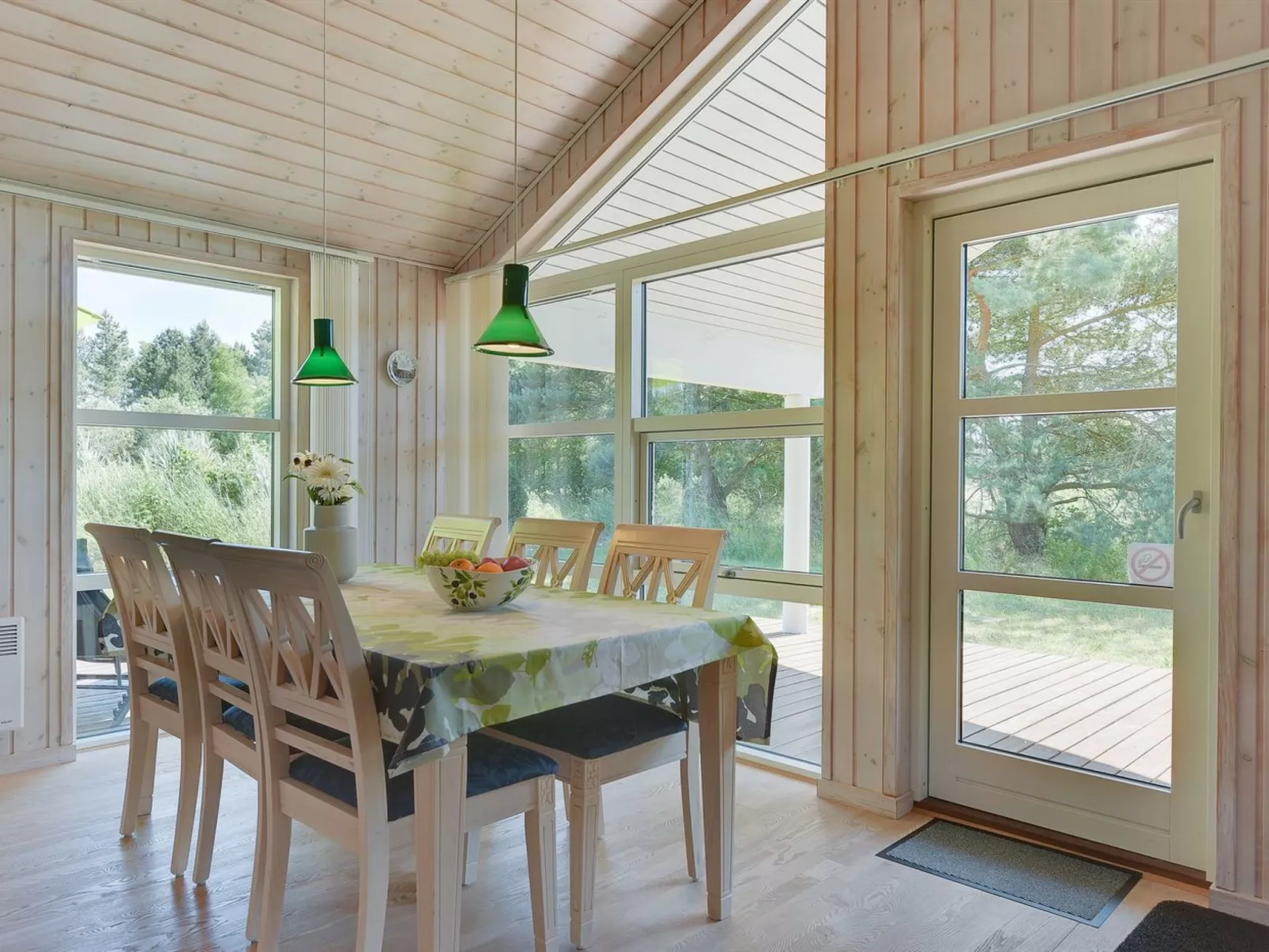 "Aksel" - 150m from the sea-Binnen