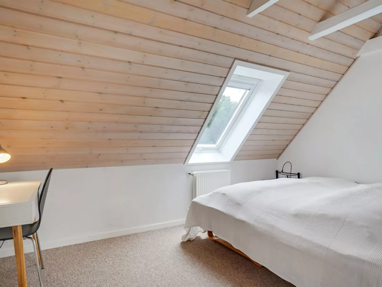 "Edine" - 4.5km from the sea-Binnen