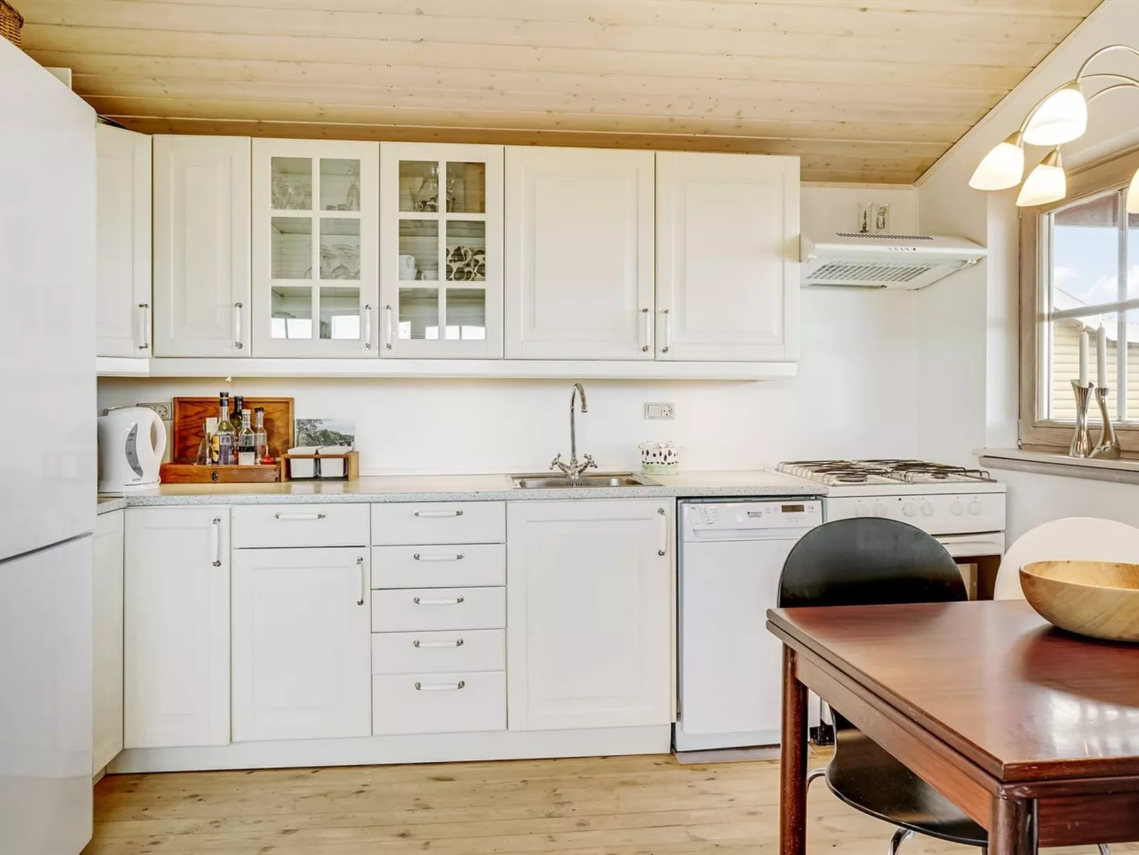 "Topi" - 15m from the sea-Binnen