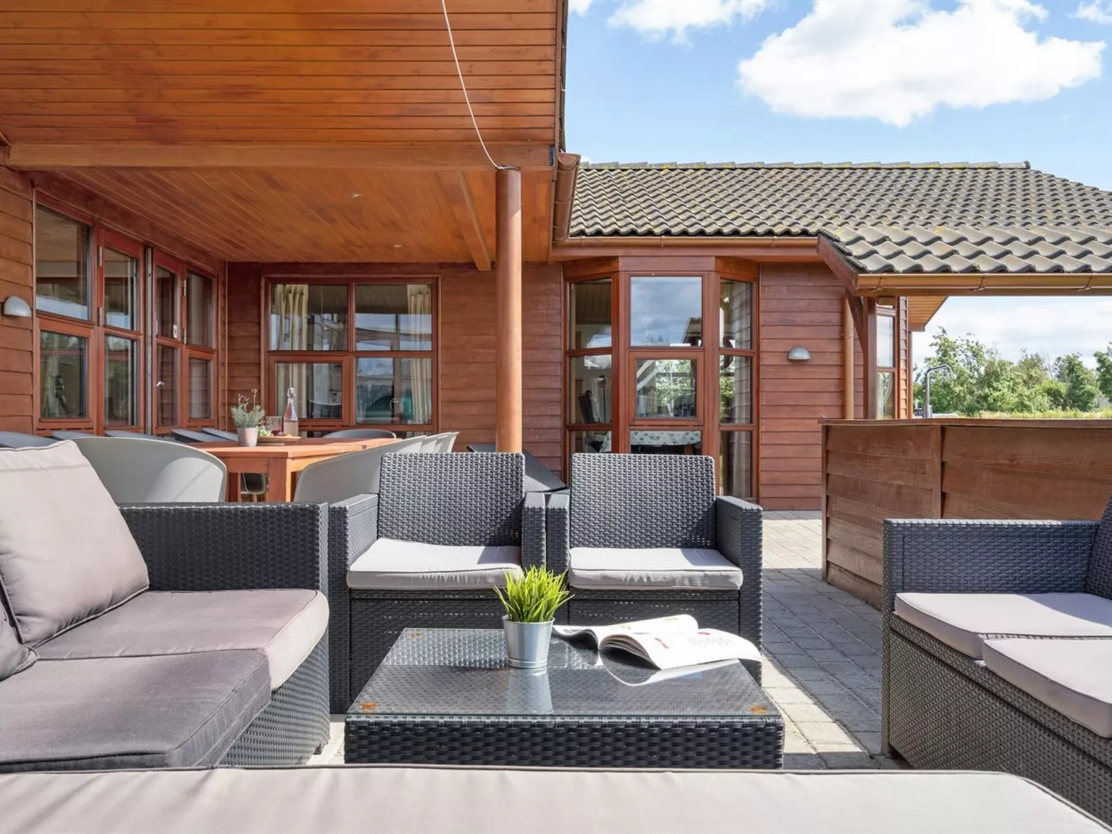 "Niela" - 800m from the sea-Buiten