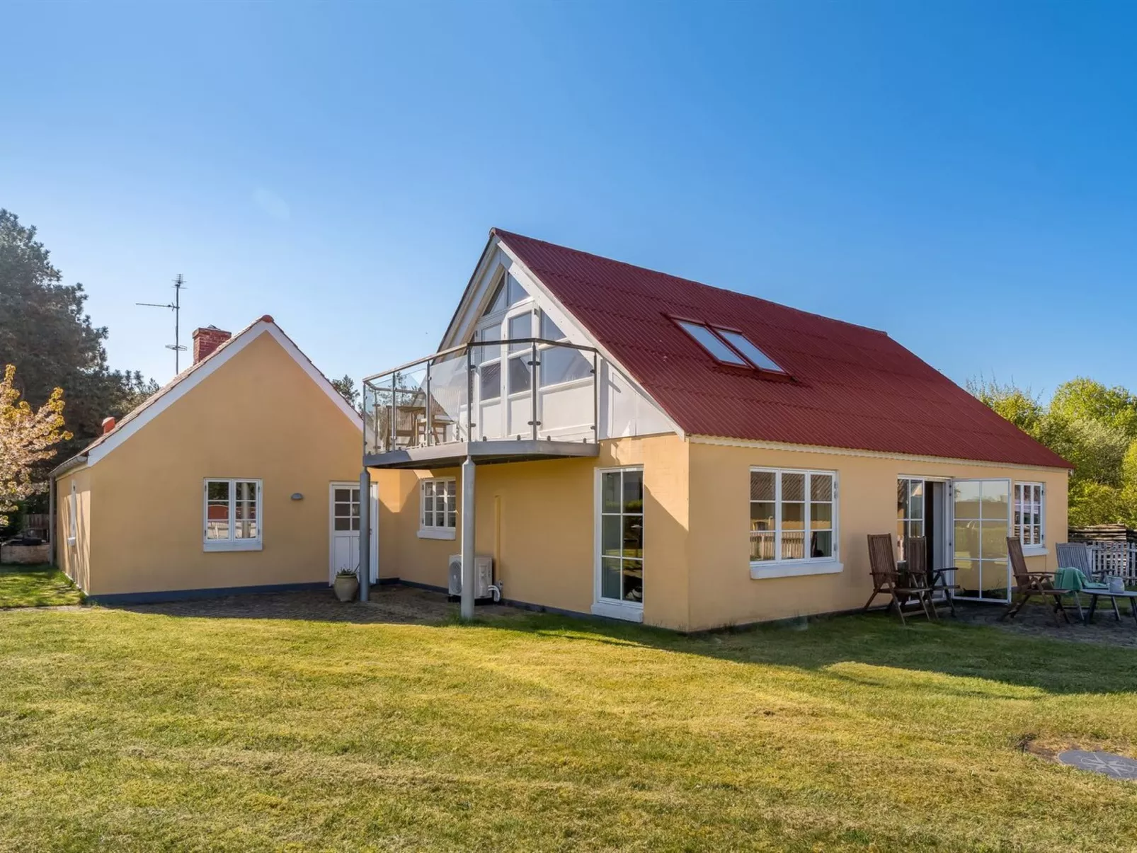 "Tara" - 300m from the sea-Buiten