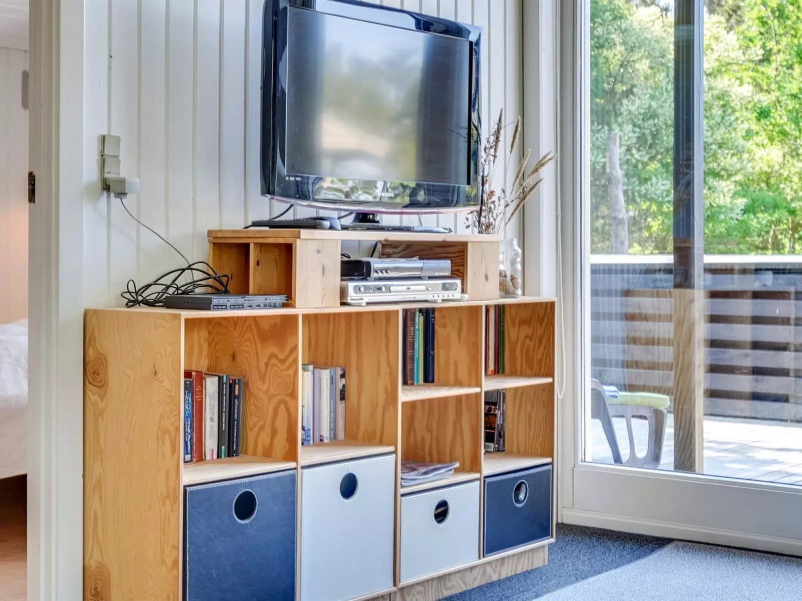 "Elinbjörn" - 1km from the sea-Binnen