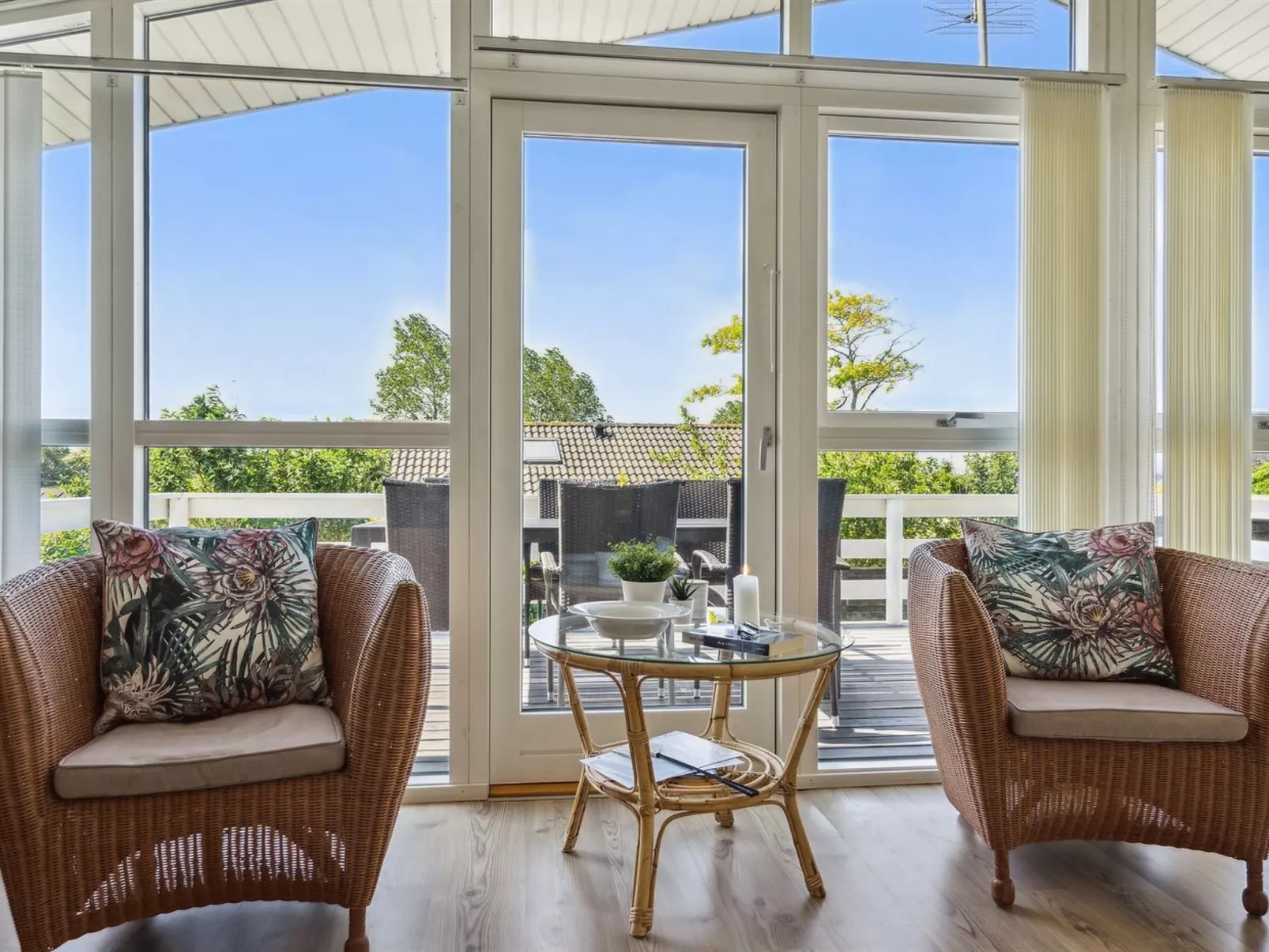 "Wrange" - 150m from the sea-Binnen