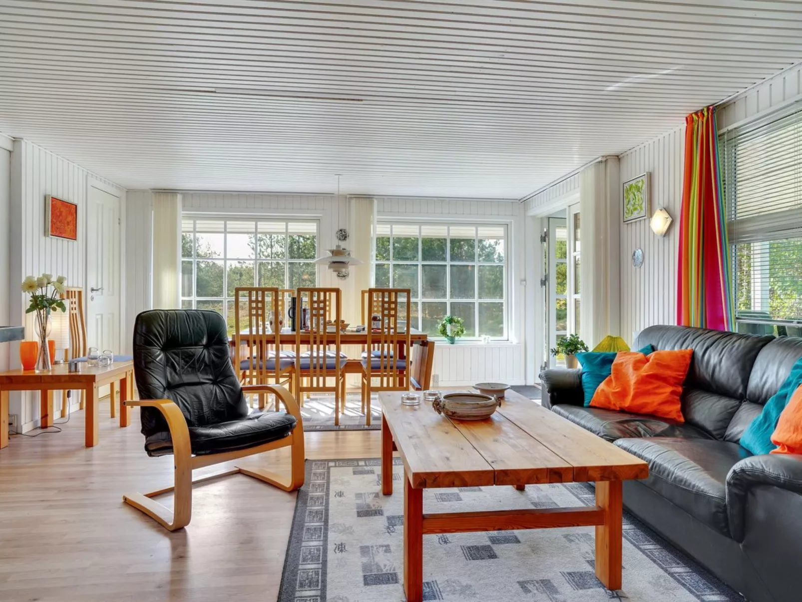 "Dorith" - 100m from the sea-Binnen