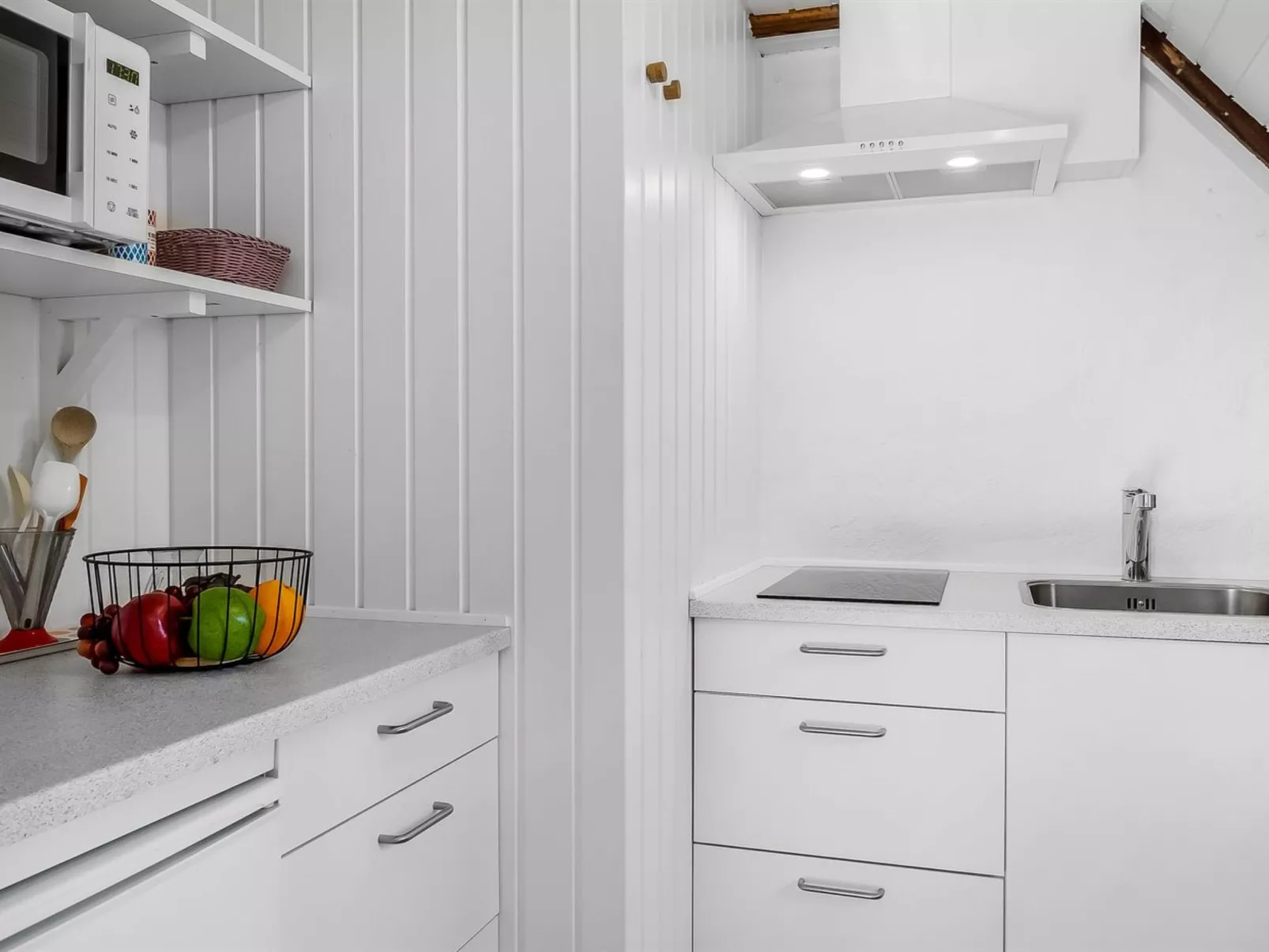 "Ilona" - 2km from the sea-Binnen