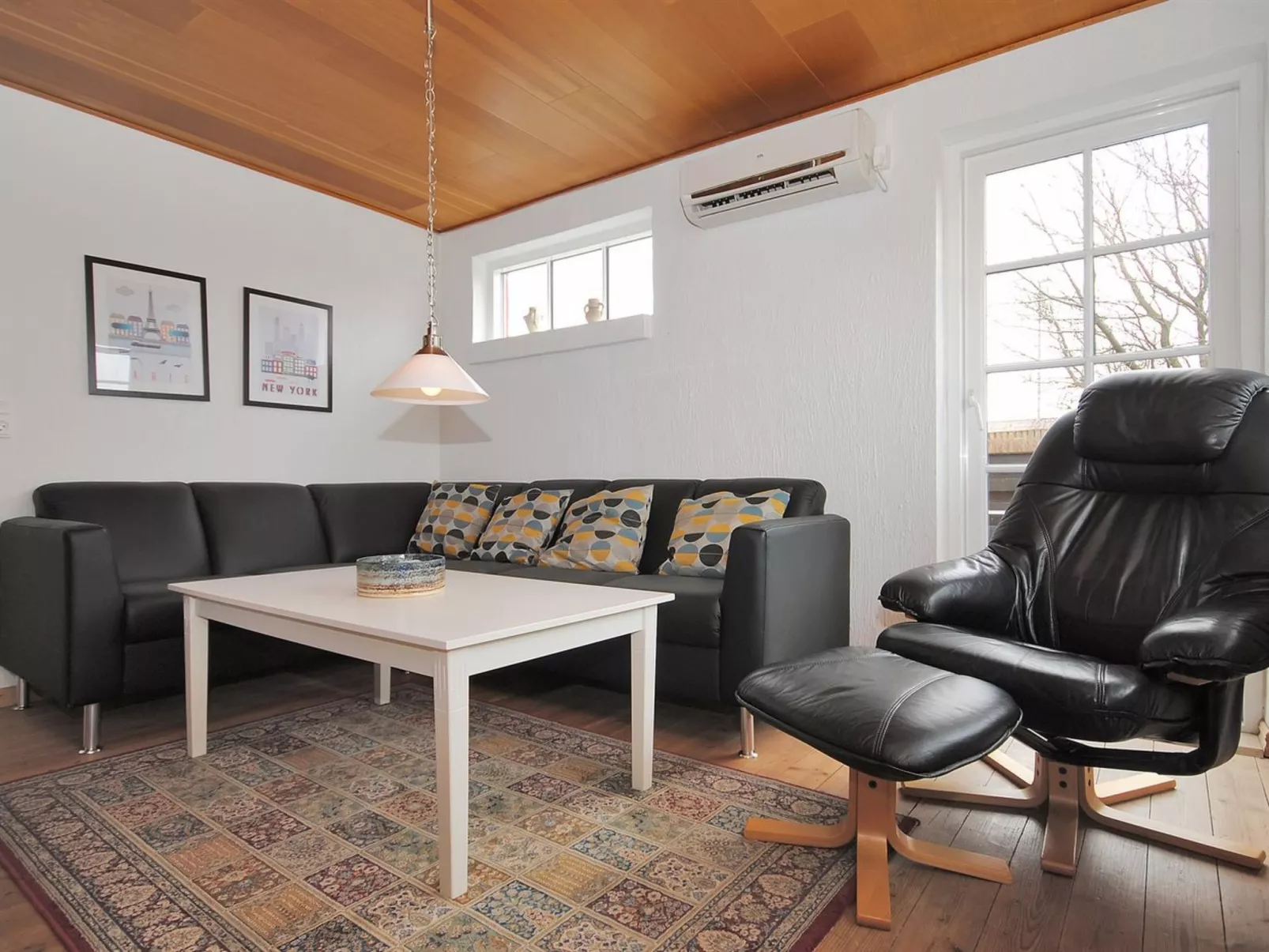 "Indi" - 400m from the sea-Binnen