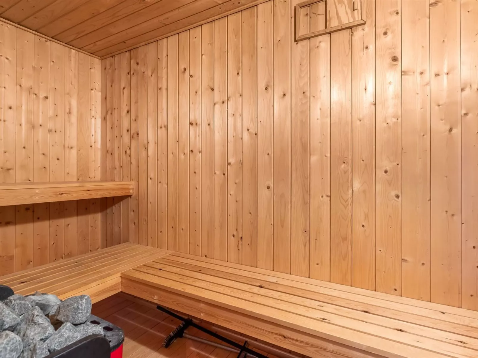 "Troen" - 3.8km from the sea-Binnen