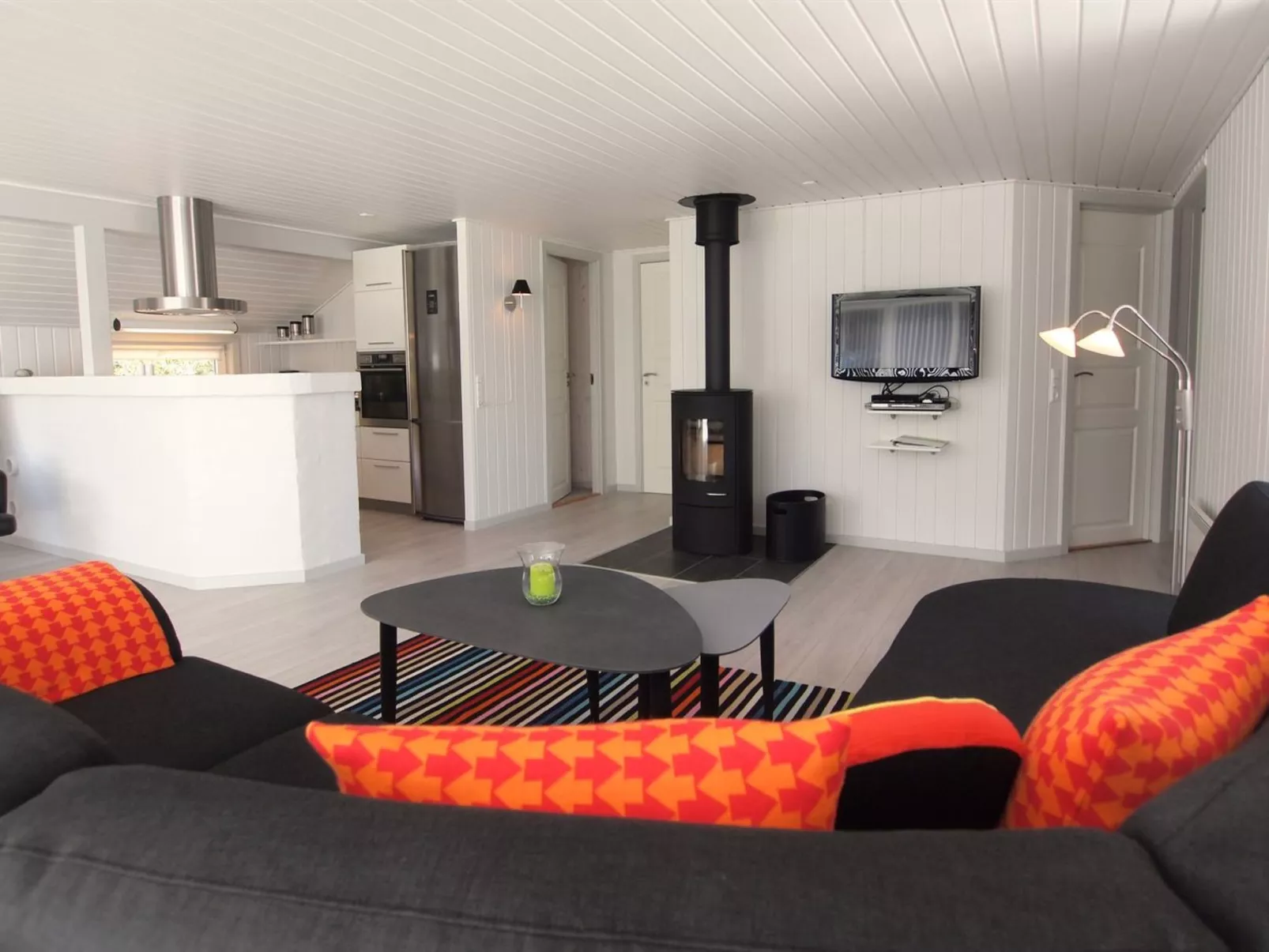 "Emmarenze" - 400m from the sea-Binnen