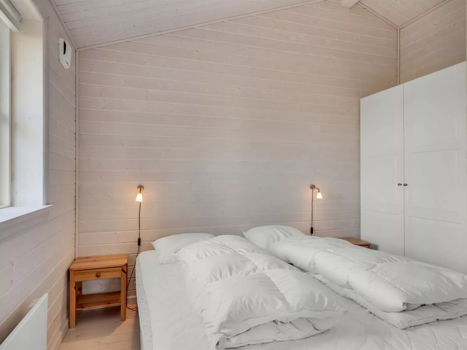 "Armgard" - 300m from the sea-Binnen