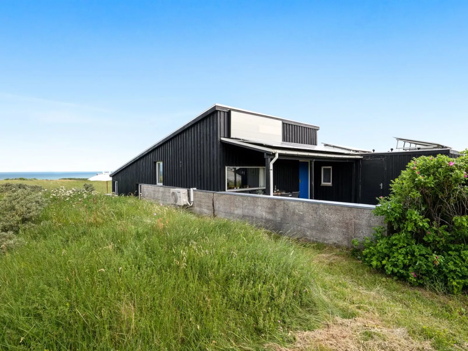 "Mirjami" - 95m from the sea-Buiten