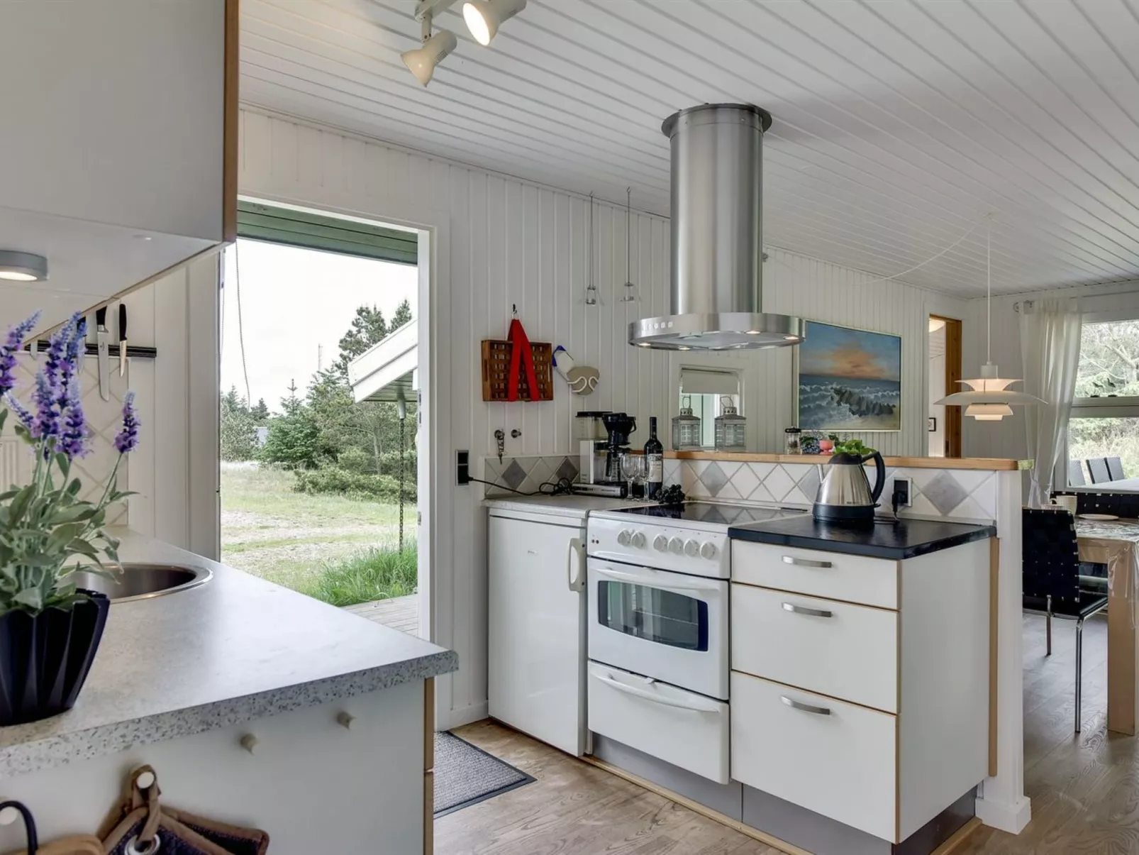 "Tjordis" - 600m to the fjord-Binnen