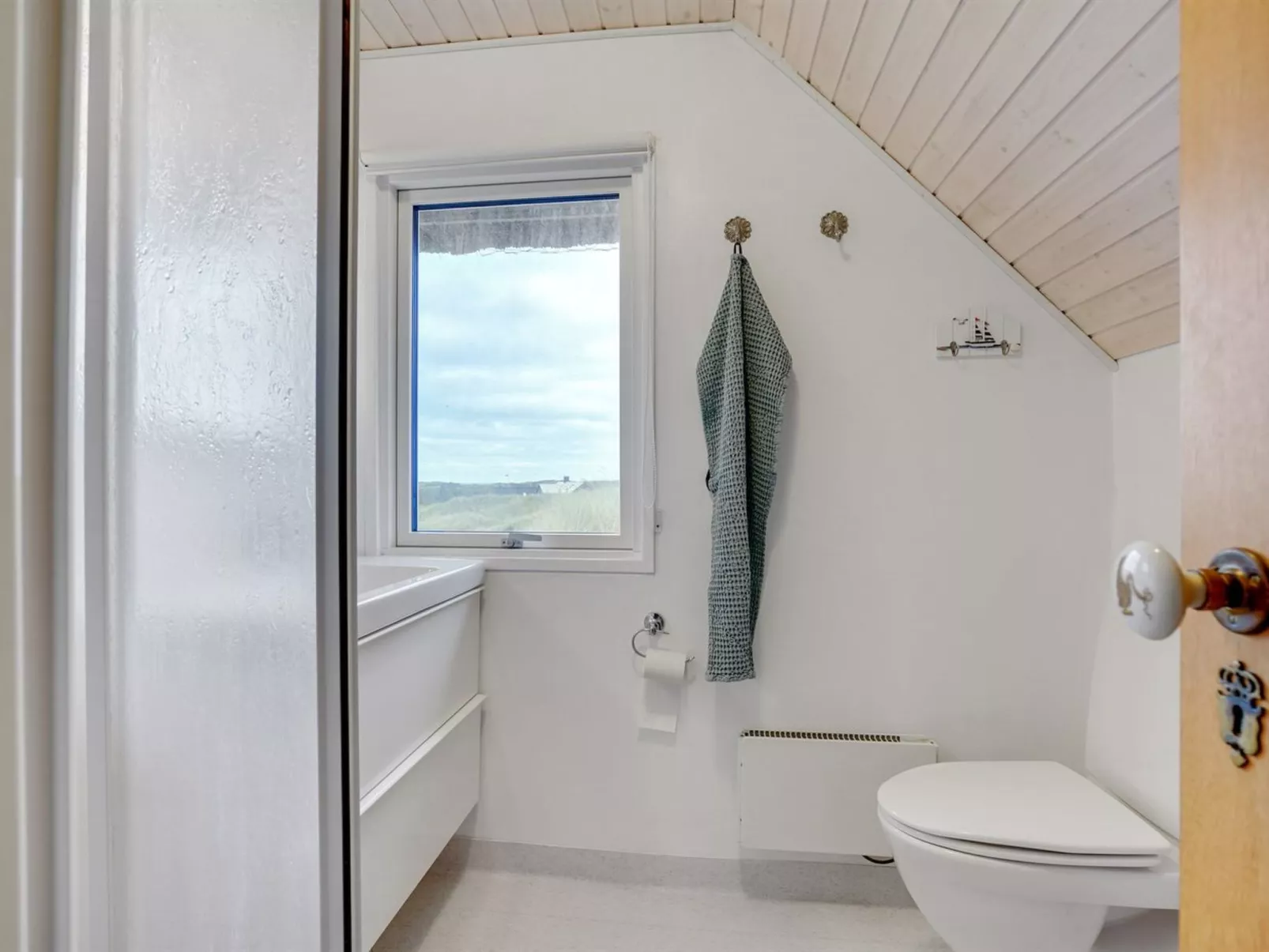 "Emiline" - 250m from the sea-Binnen