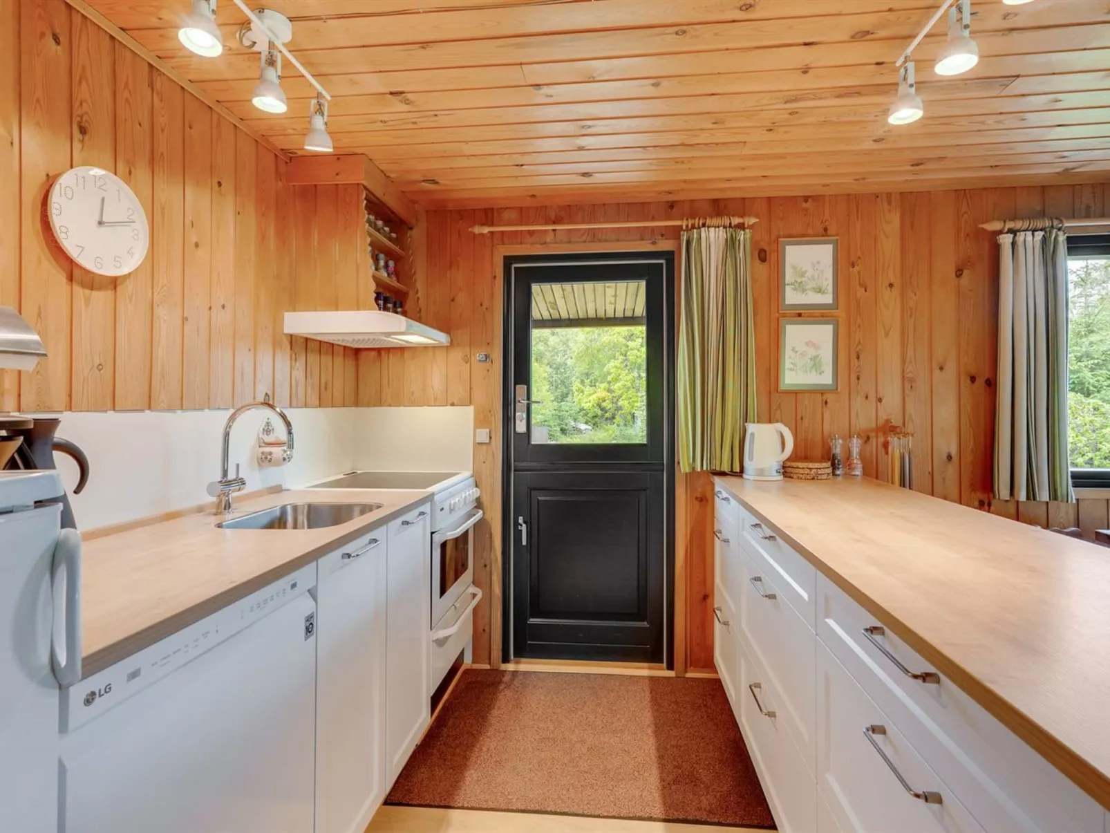 "Sune" - 500m from the sea-Binnen