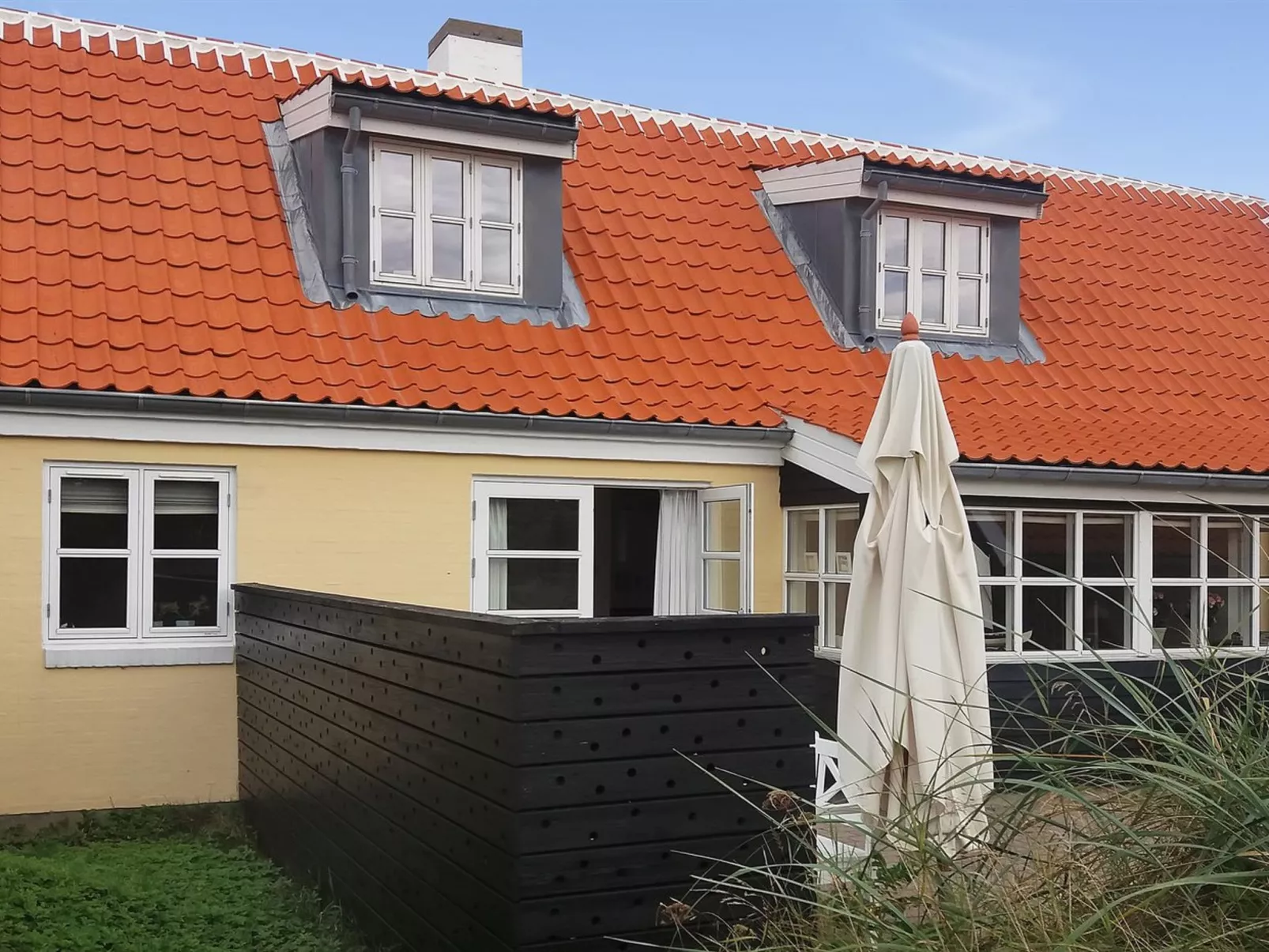 "Hialmar" - 400m from the sea-Buiten