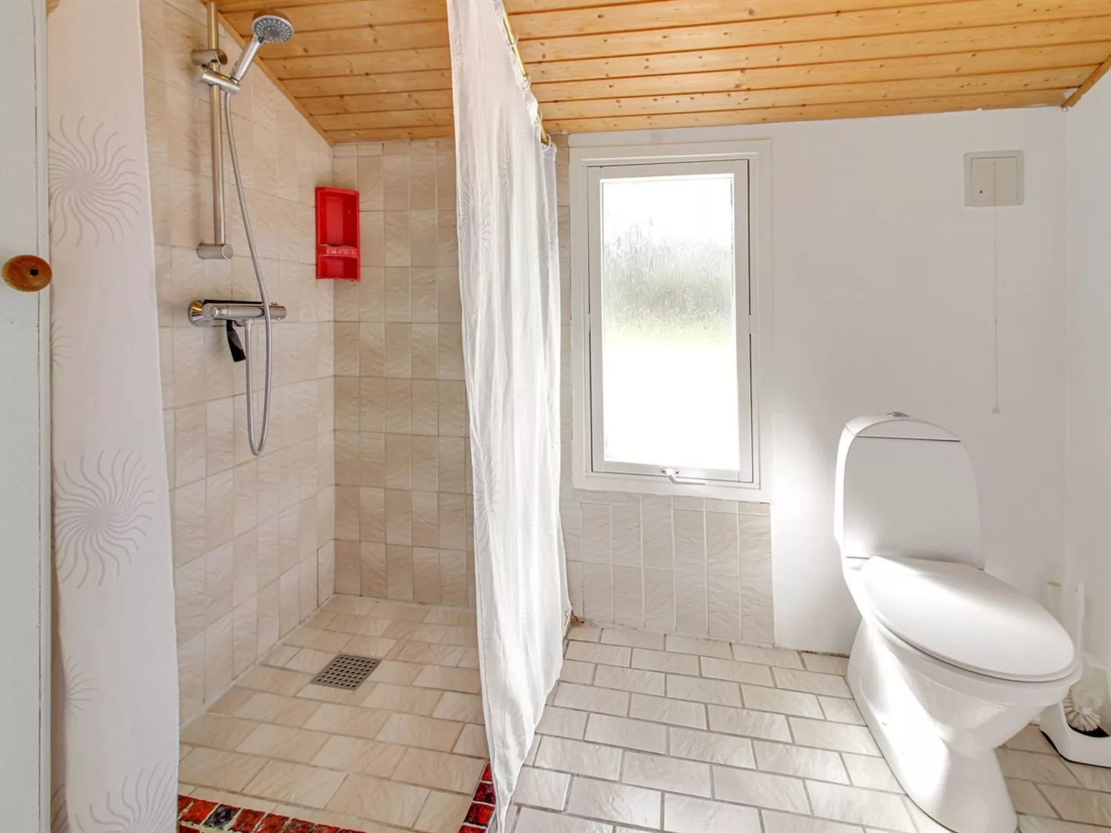 "Yardila" - 1.5km from the sea-Binnen