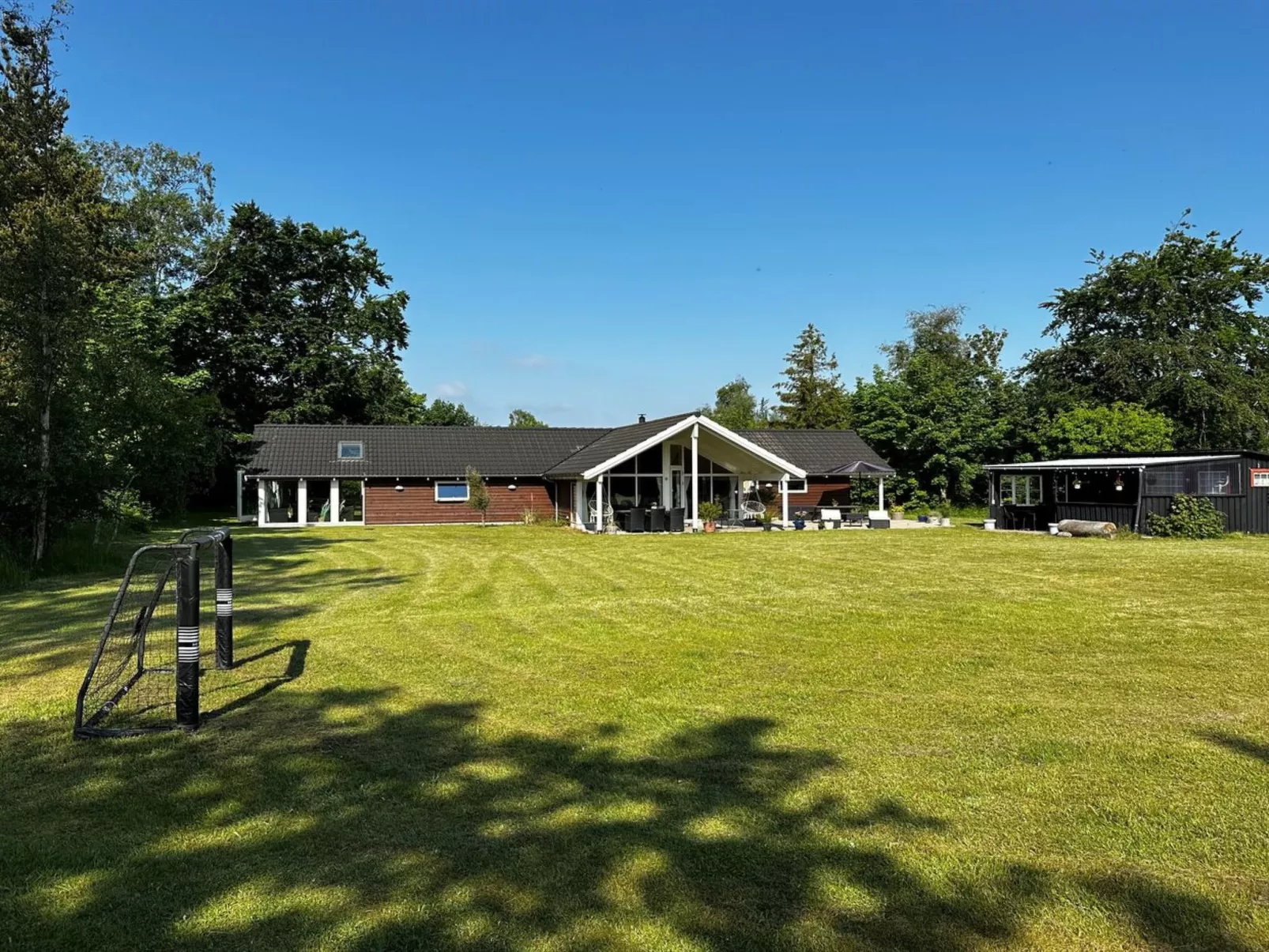 "Hegge" - 300m from the sea-Buiten