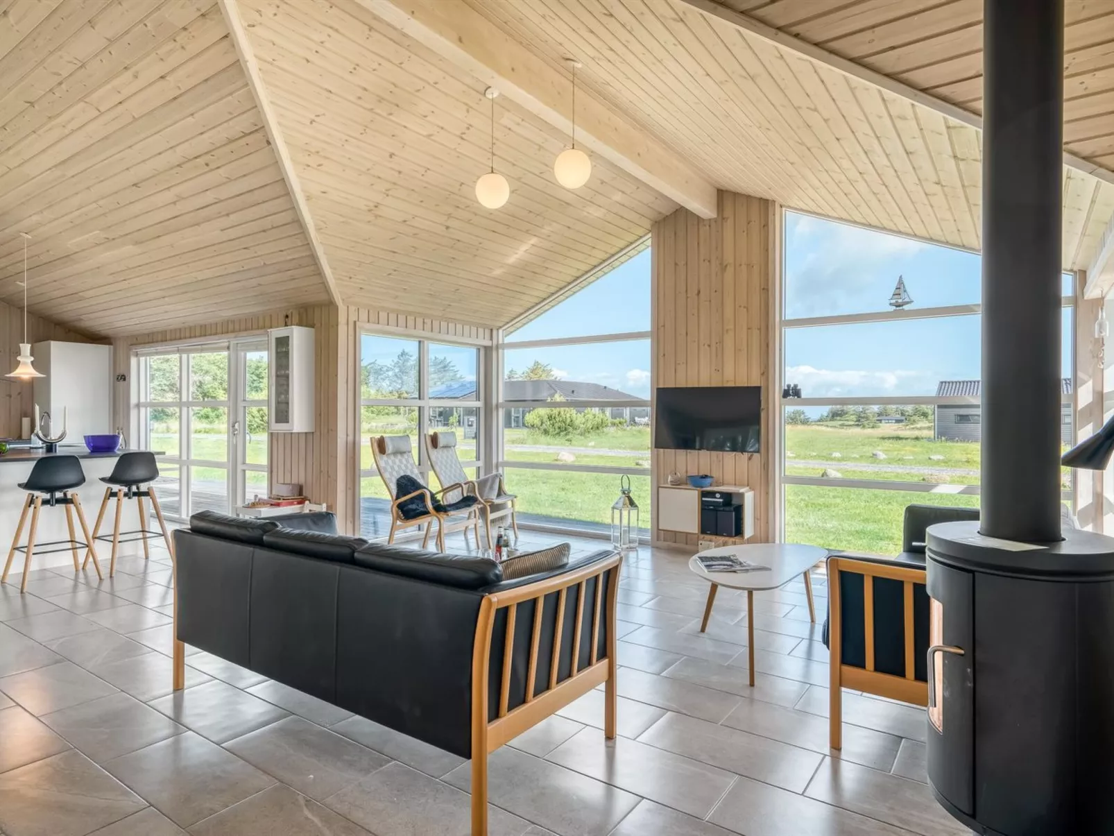 "Engelina" - 1.3km from the sea-Binnen