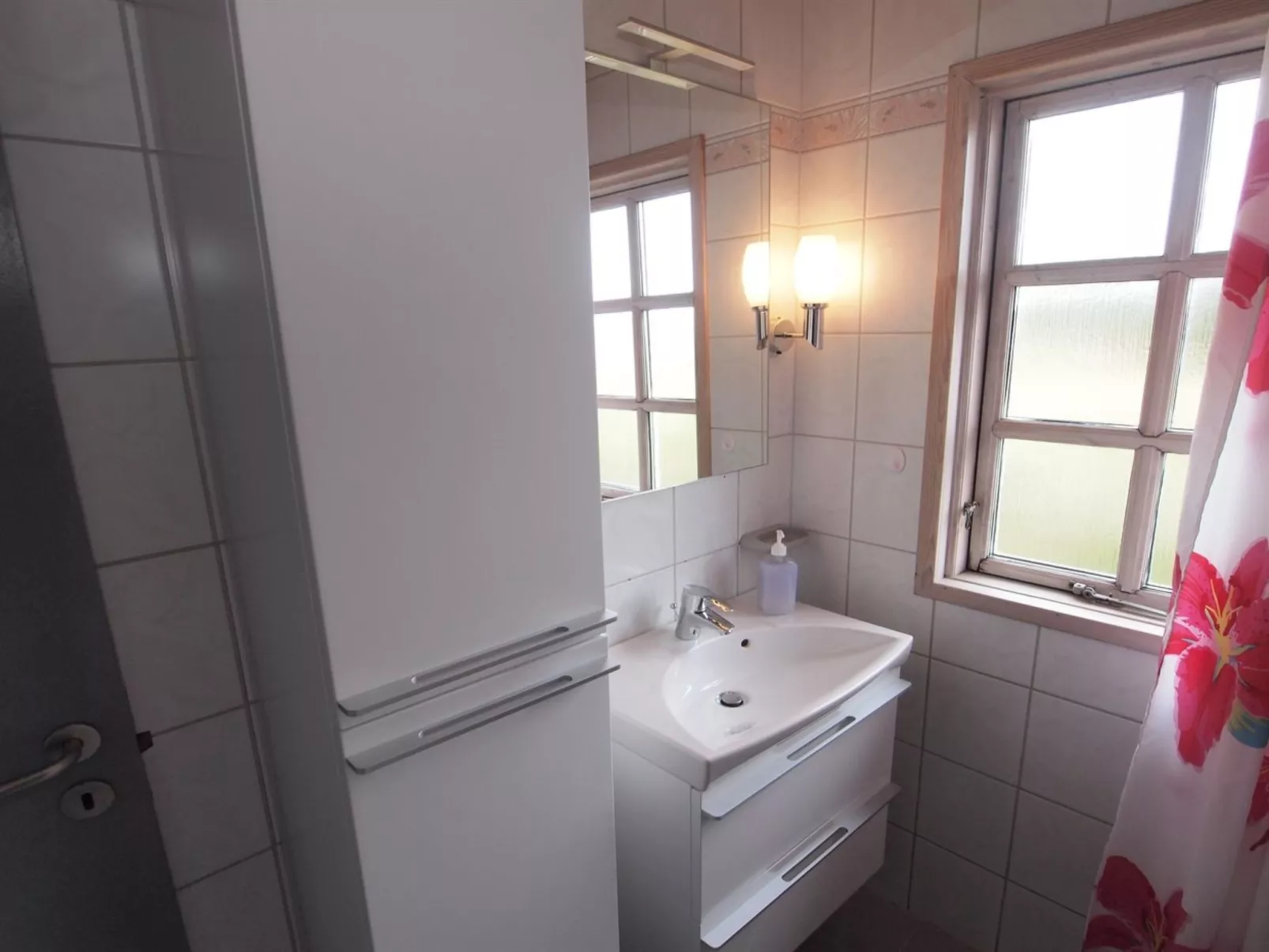 "Katha" -  from the sea-Binnen