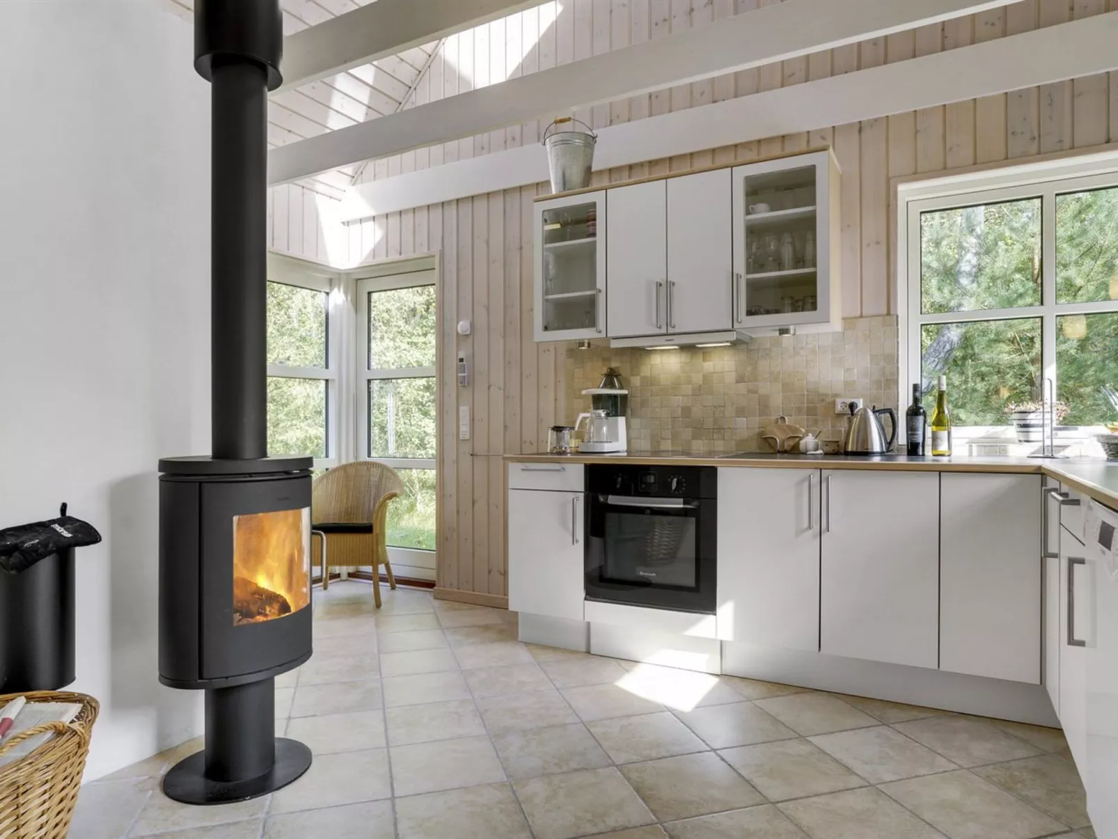 "Henni" - 2.5km from the sea-Binnen