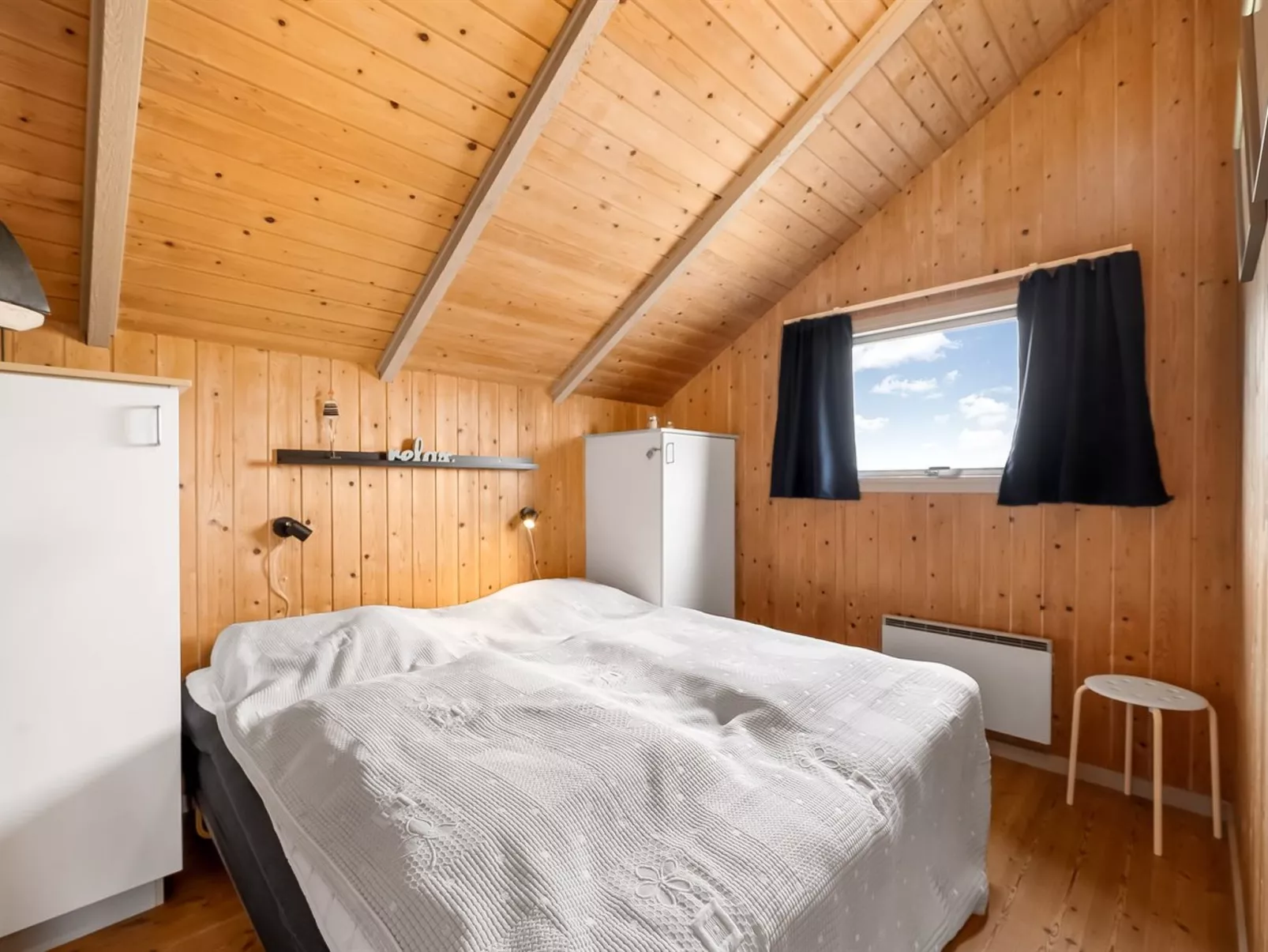 "Valia" - 400m to the fjord-Binnen