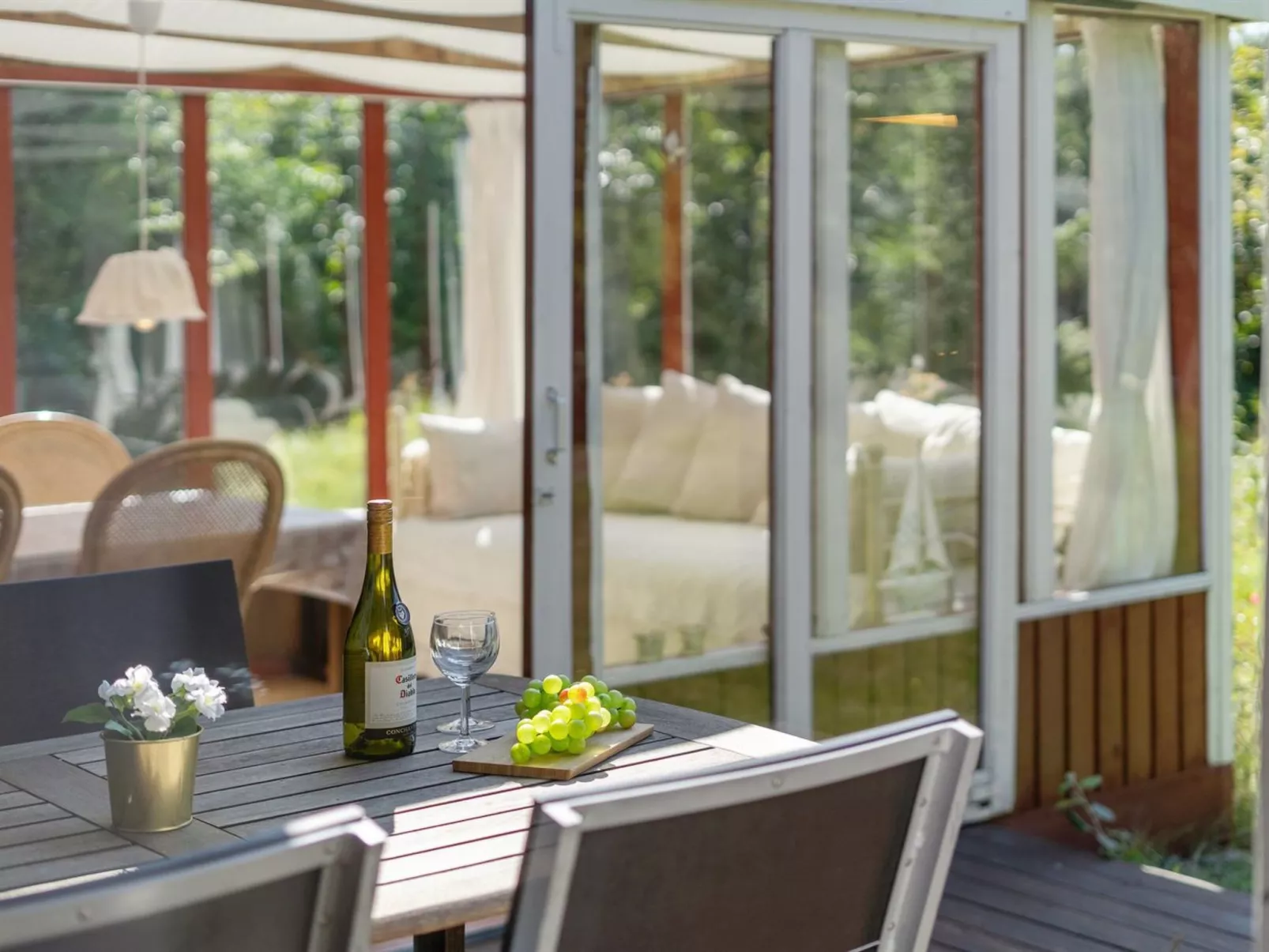 "Rahilka" - 700m from the sea-Binnen