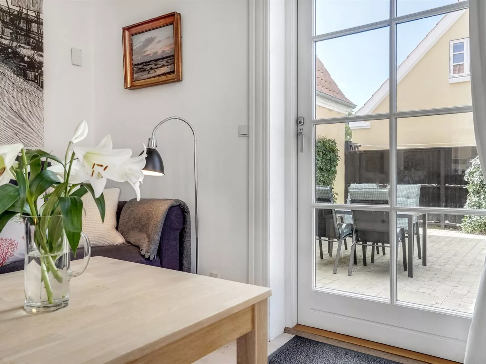 "Fria" - 500m from the sea-Binnen