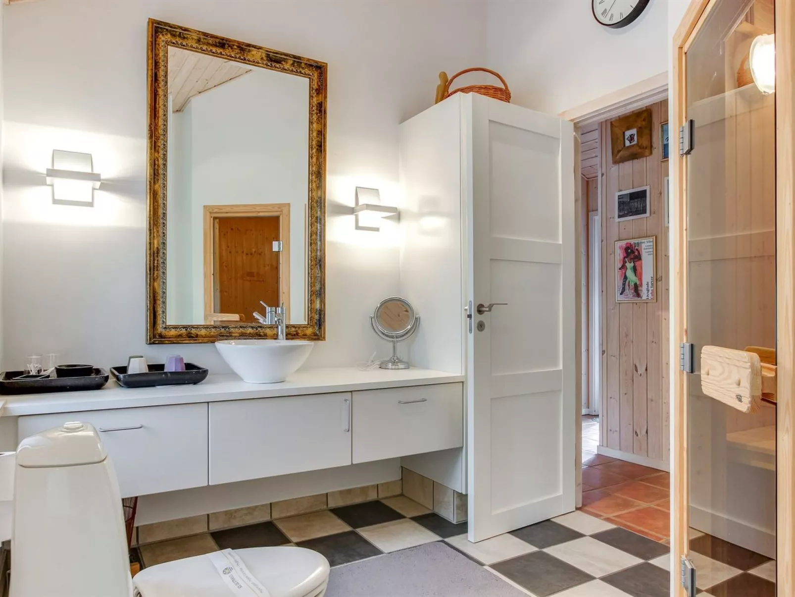 "Fastulf" - 300m from the sea-Binnen