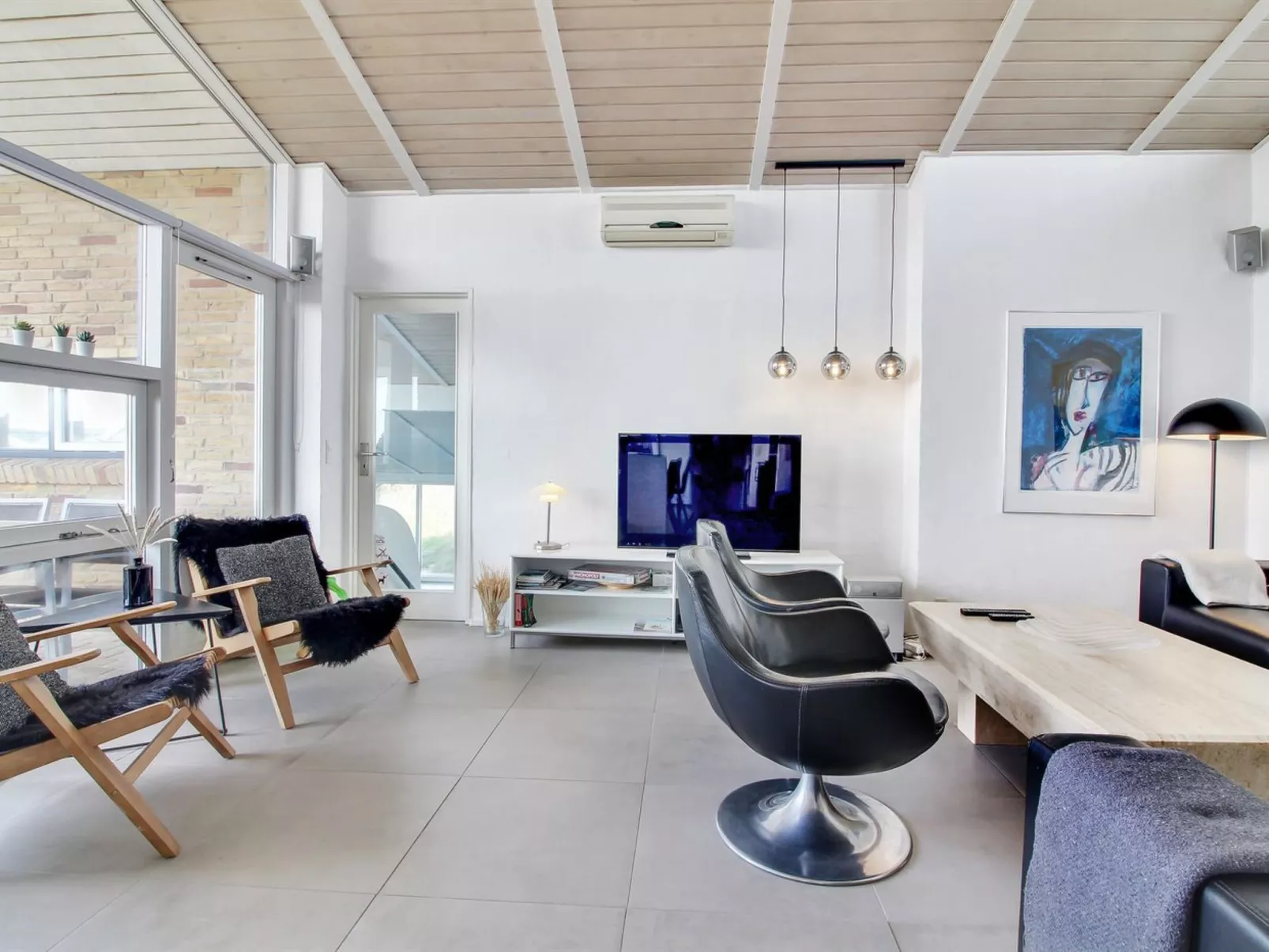 "Judeth" - 300m from the sea-Binnen