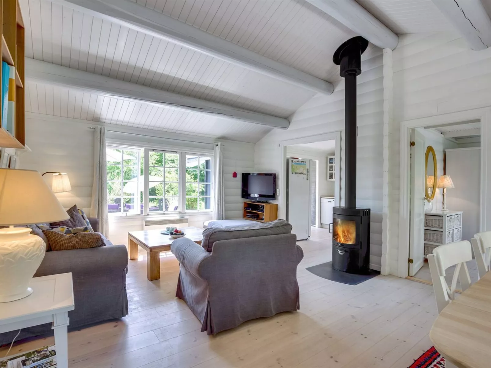 "Ottil" - 1km from the sea-Binnen