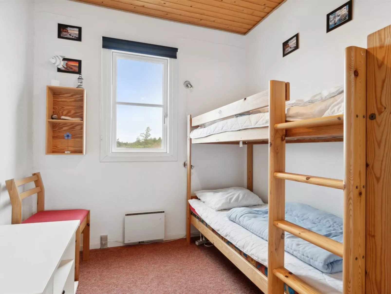 "Dineke" - 200m to the fjord-Binnen