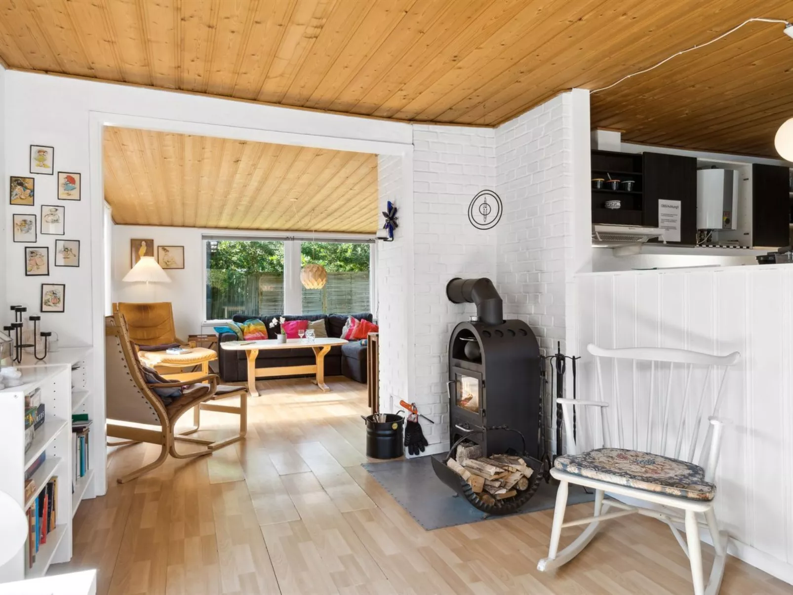 "Annamie" - 650m from the sea-Binnen