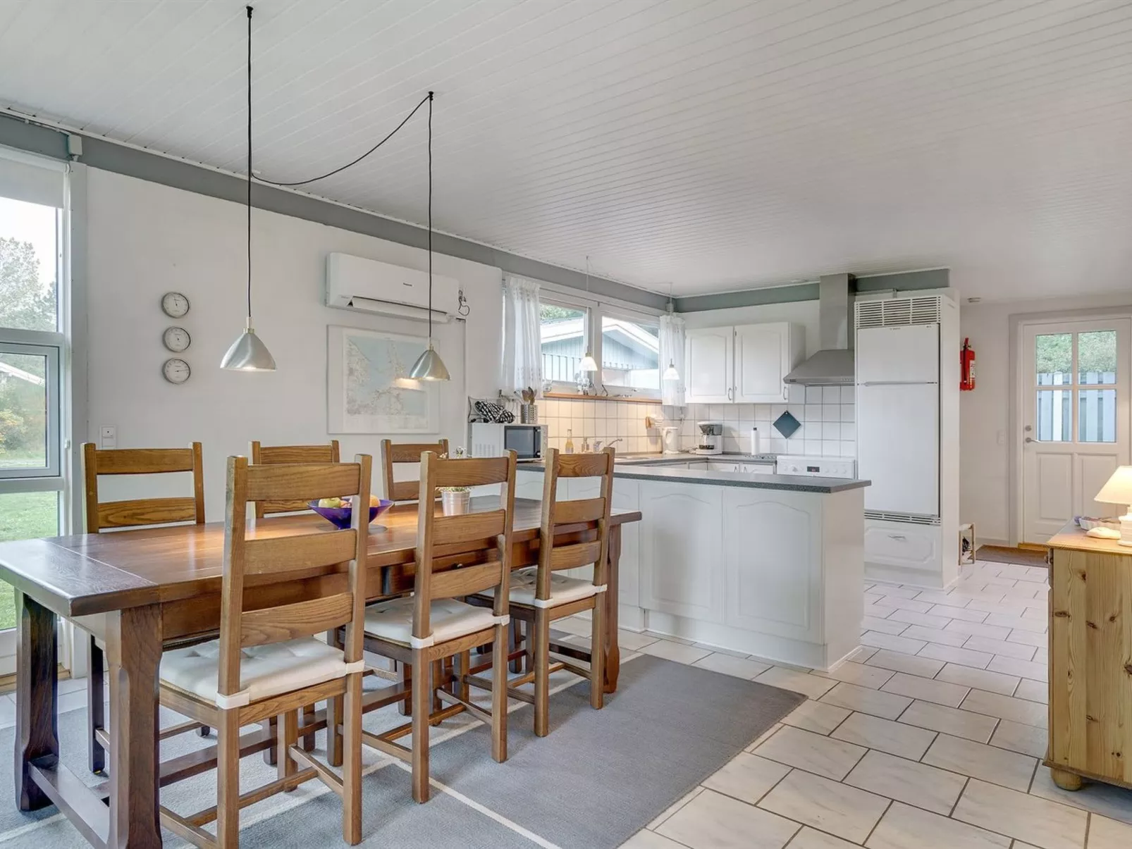 "Torhild" - 150m from the sea-Binnen