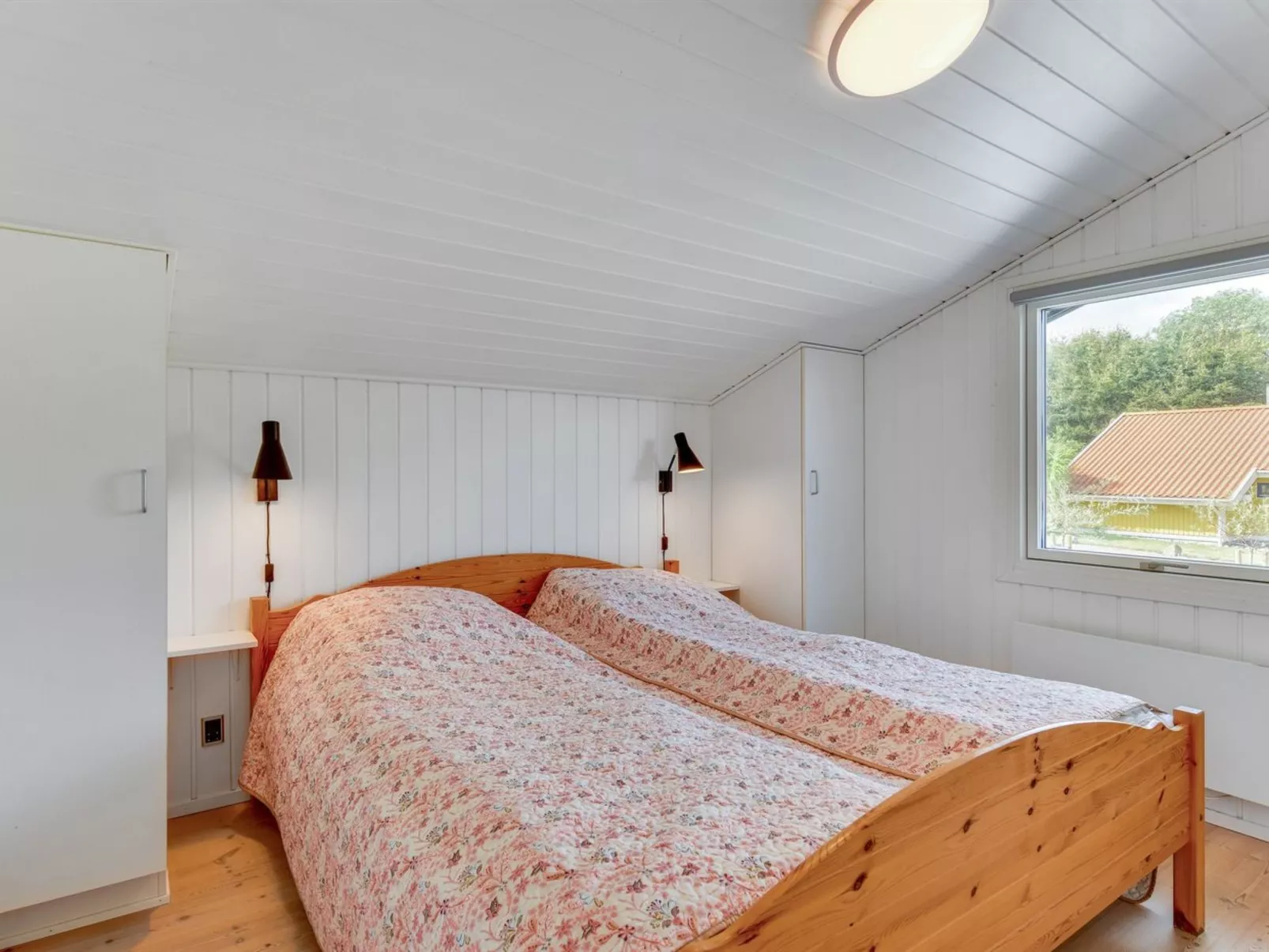 "Beowulf" - 200m from the sea-Binnen