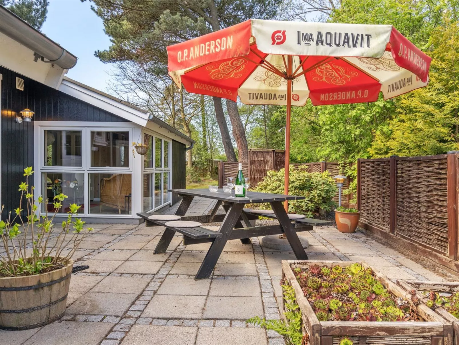 "Eweline" - 75m from the sea-Buiten