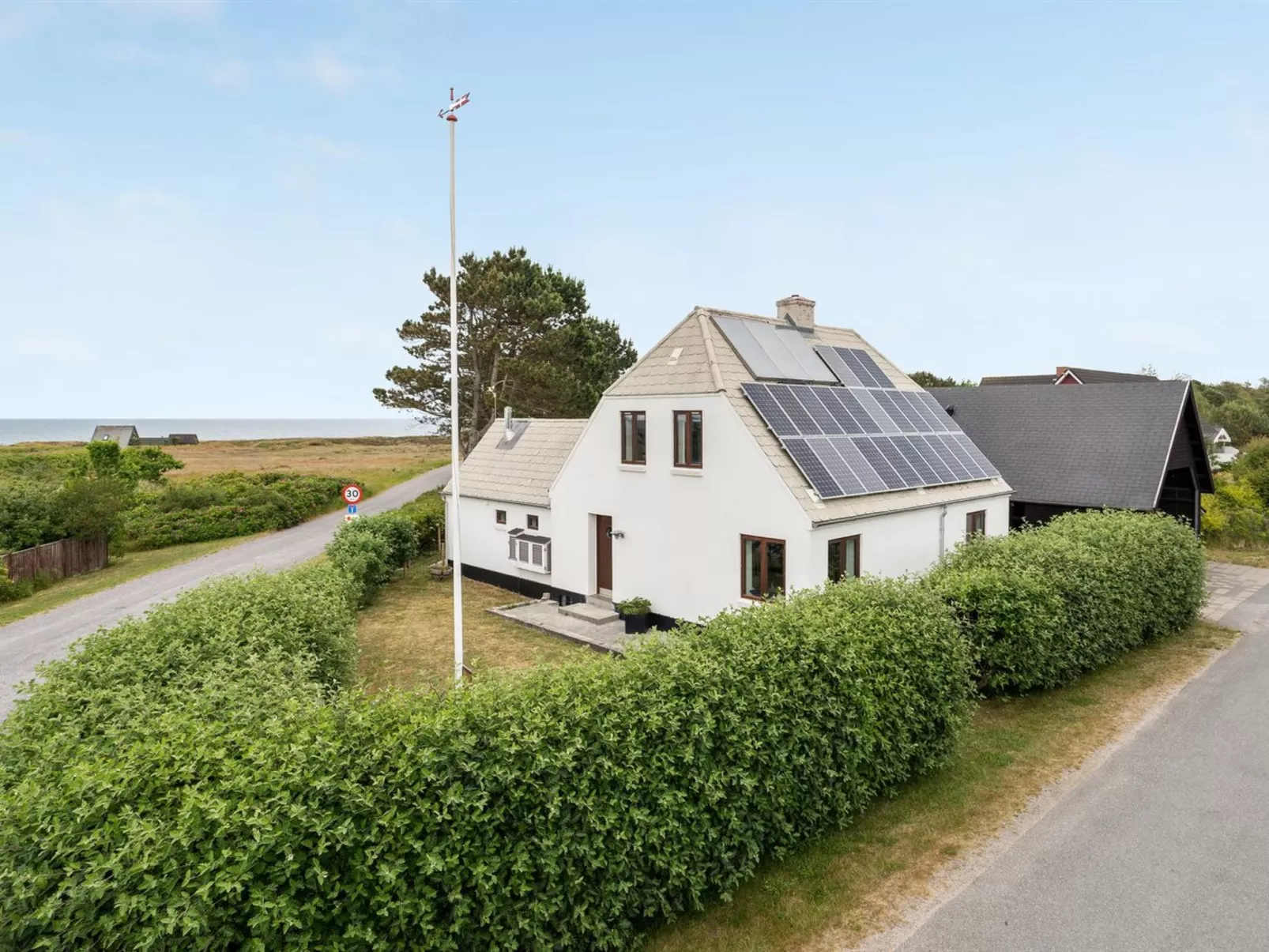 "Eivi" - 150m from the sea-Buiten