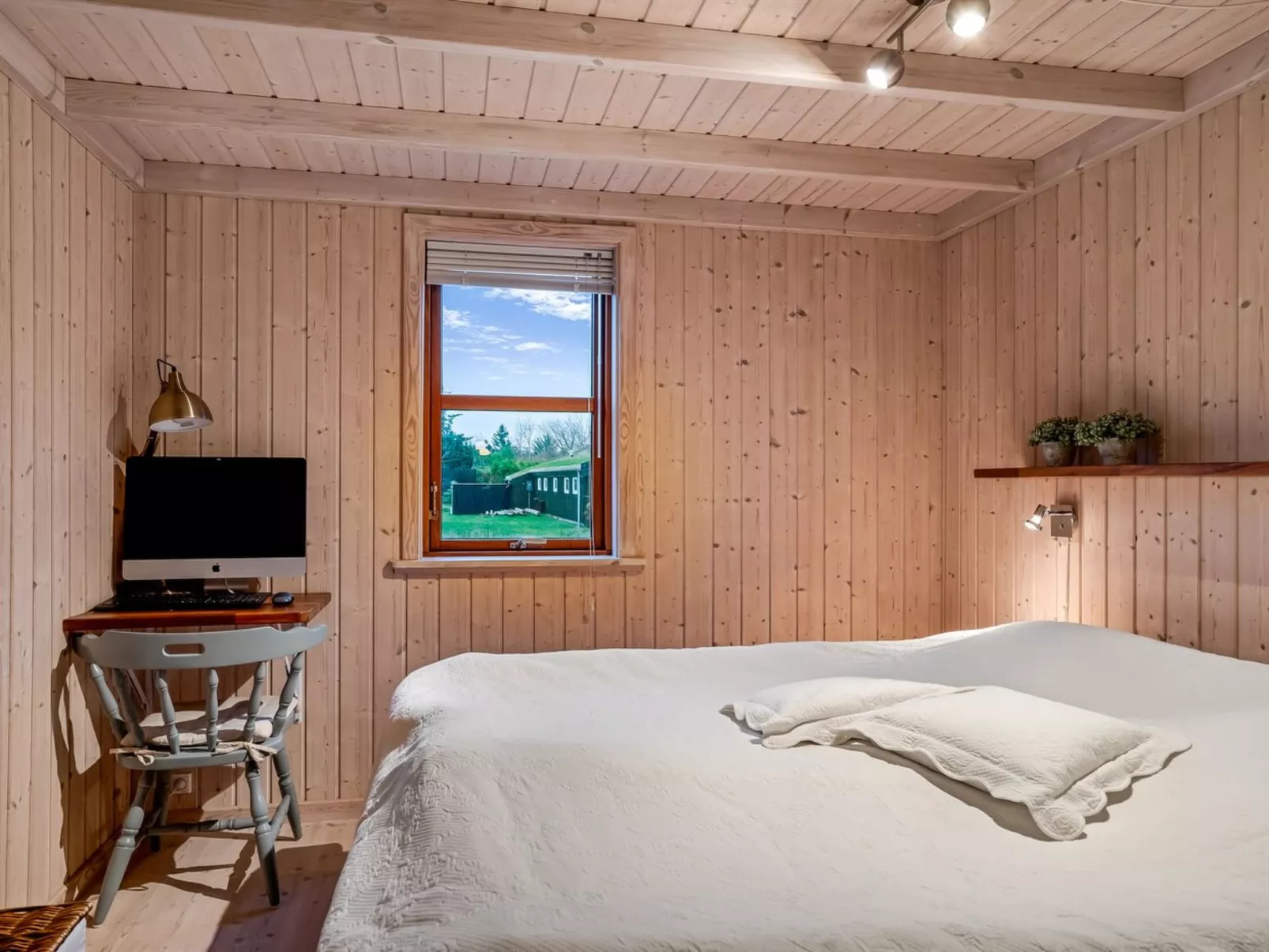 "Jelin" - 2.5km from the sea-Binnen