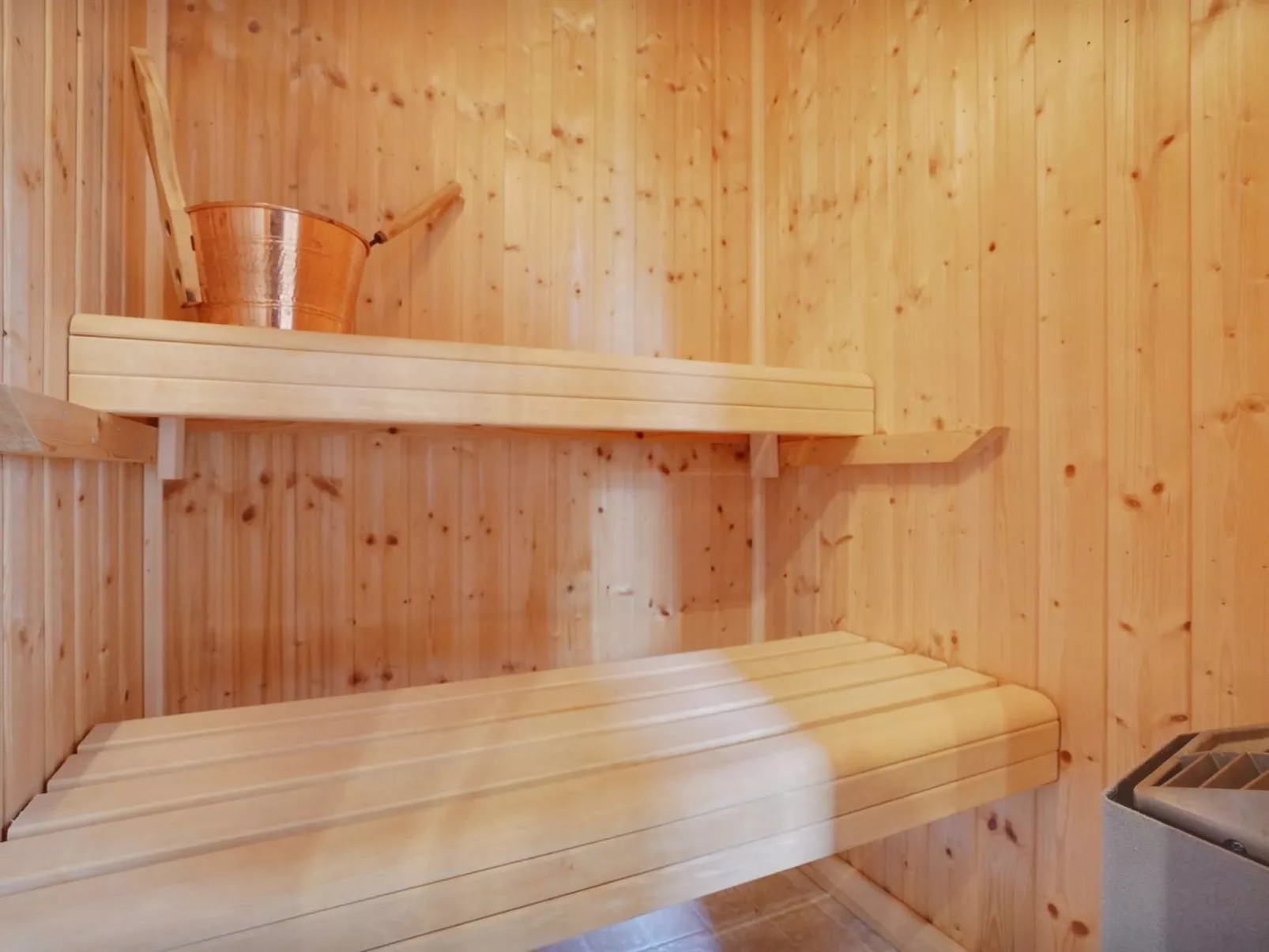 "Aldis" - 300m from the sea-Binnen