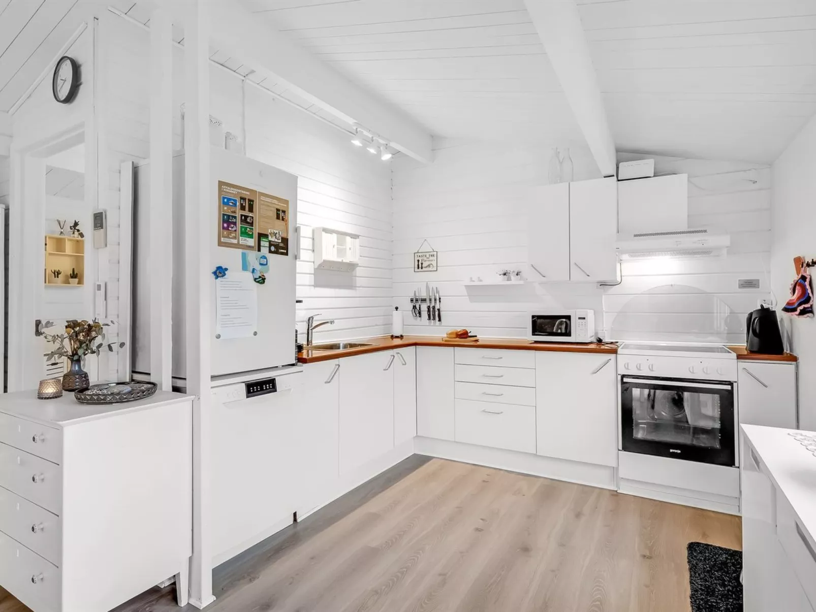 "Staffan" - 200m to the fjord-Binnen