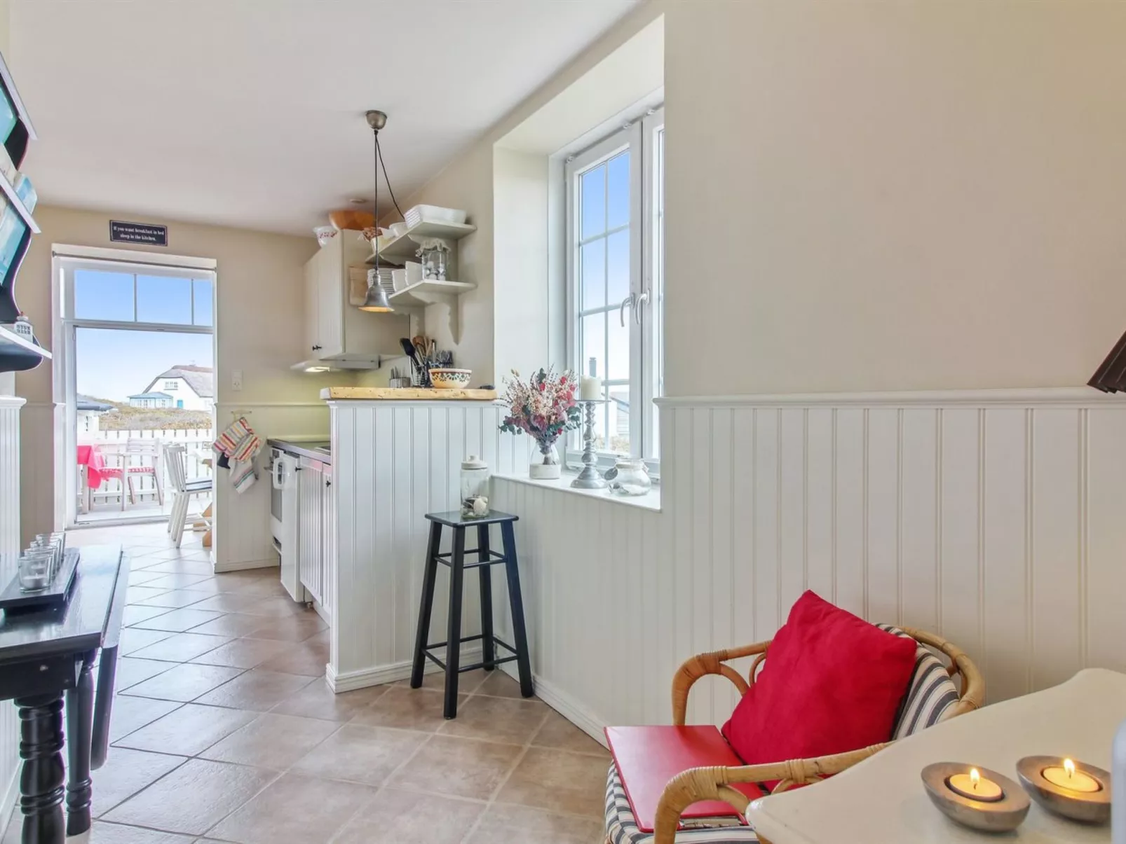 "Asa" - 75m from the sea-Binnen