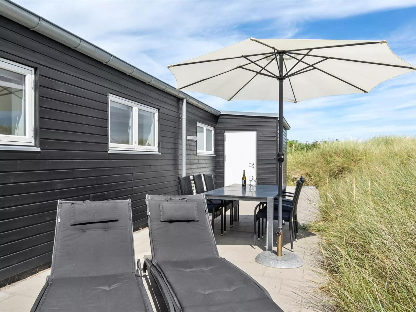 "Carstina" - 400m from the sea-Buiten