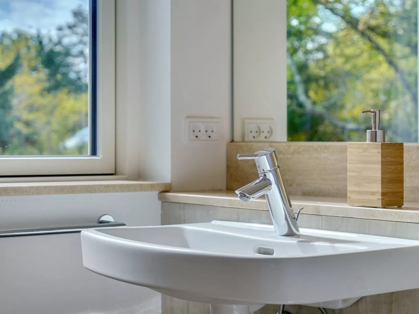 "Rikkie" - 150m to the fjord-Binnen