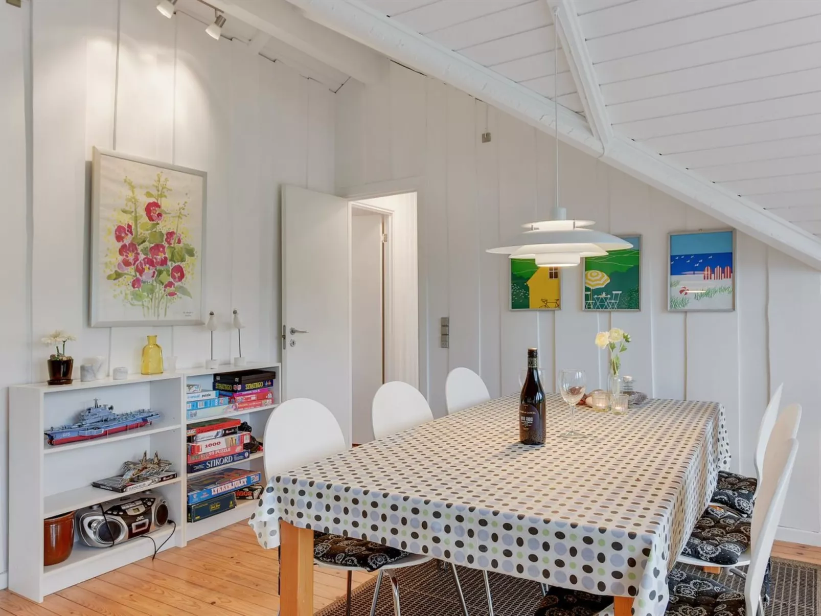 "Sella" - 500m from the sea-Binnen