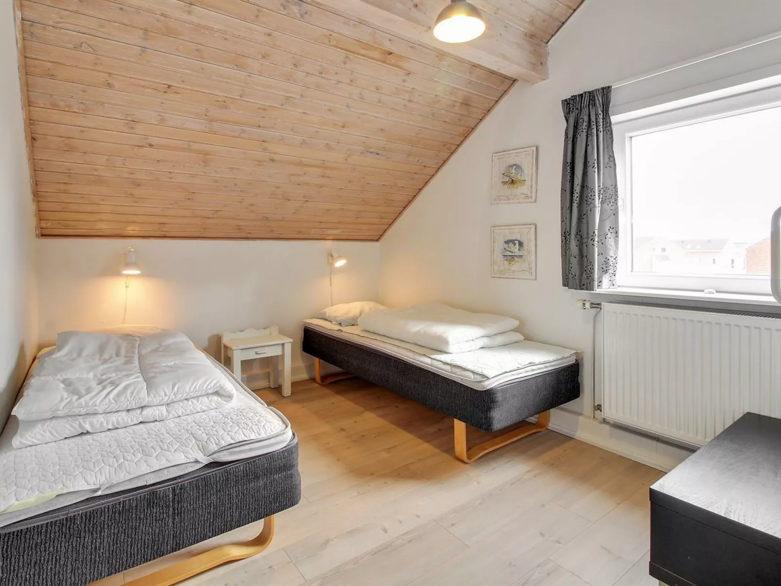 "Arabella" - 2.3km from the sea - Binnen