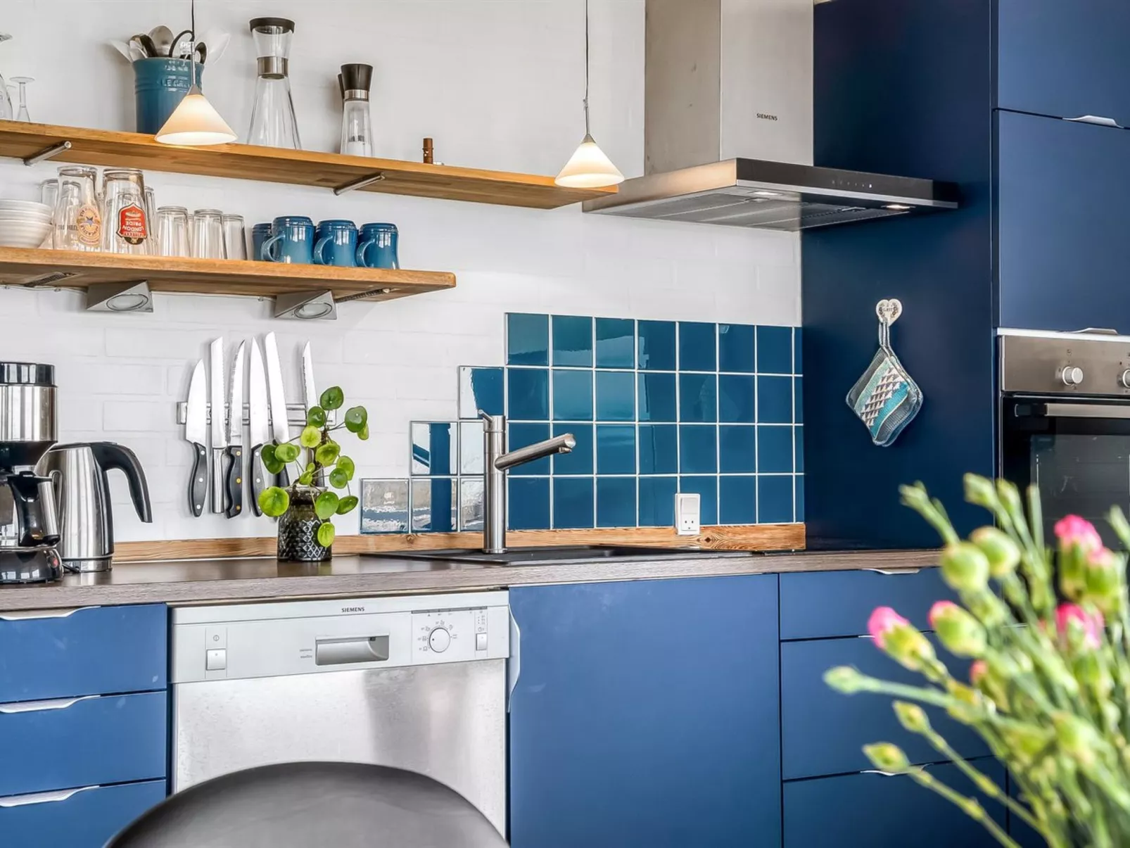 "Trifun" - 50m from the sea-Binnen